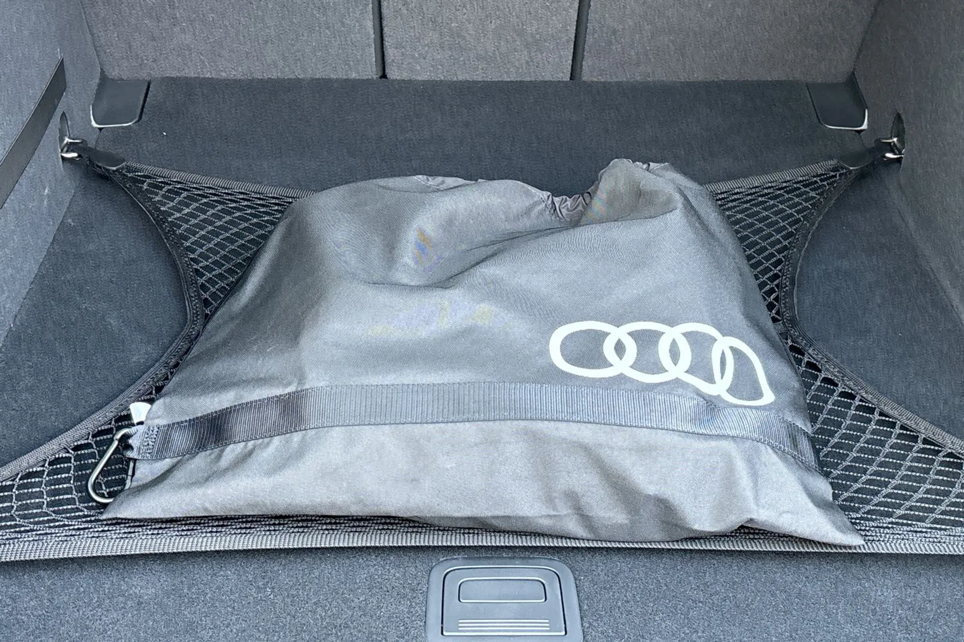 Audi A6 thumbnail image number 52