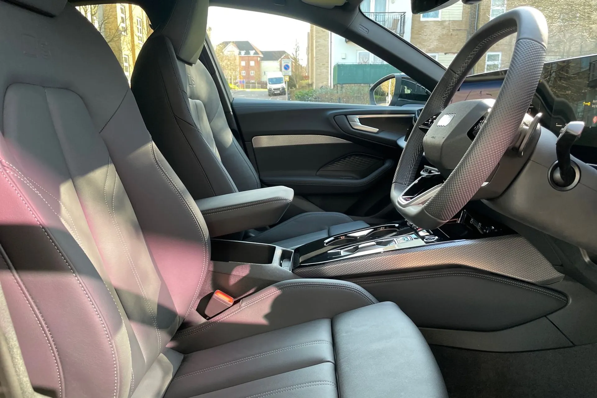 Audi A5 thumbnail image number 25