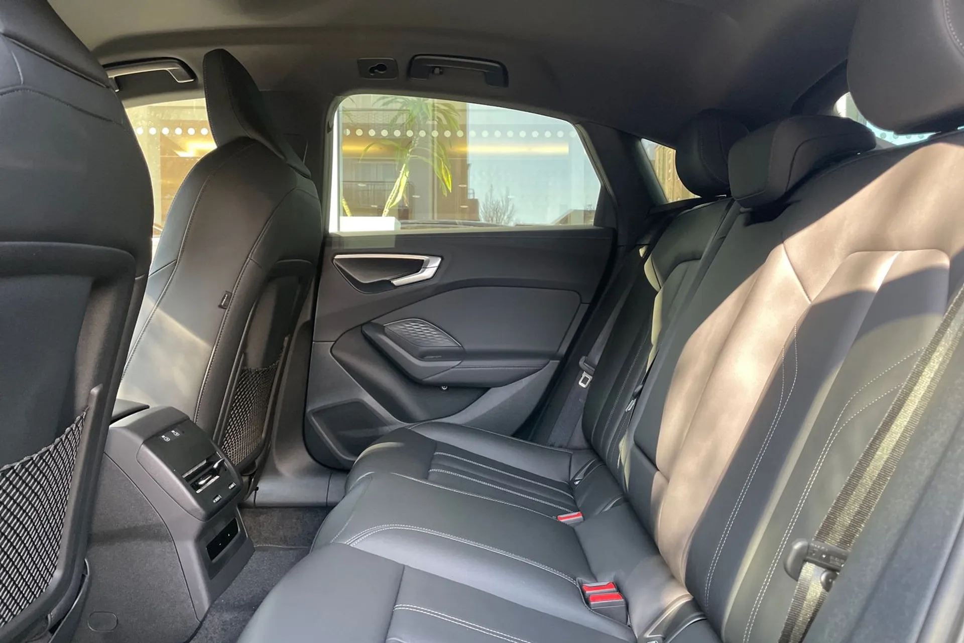 Audi A5 thumbnail image number 30