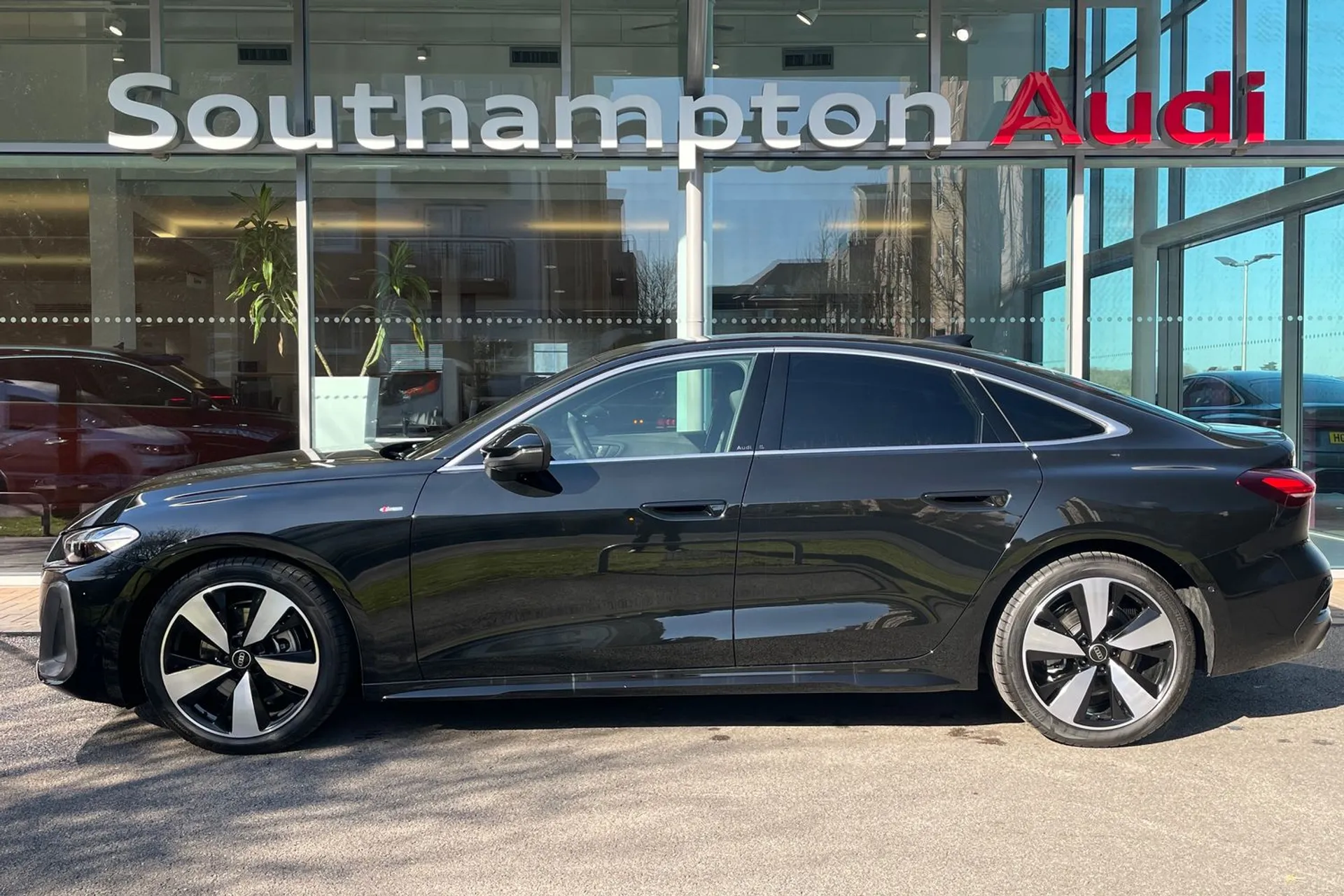 Audi A5 thumbnail image number 10