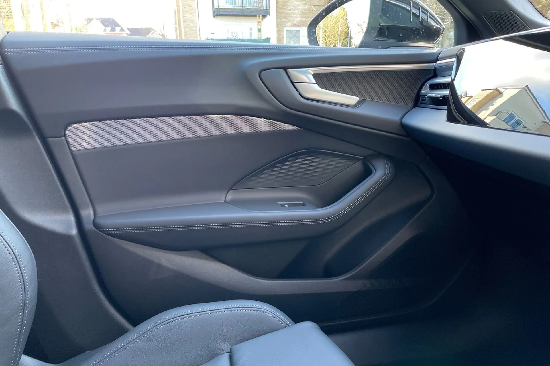 Audi A5 thumbnail image number 39