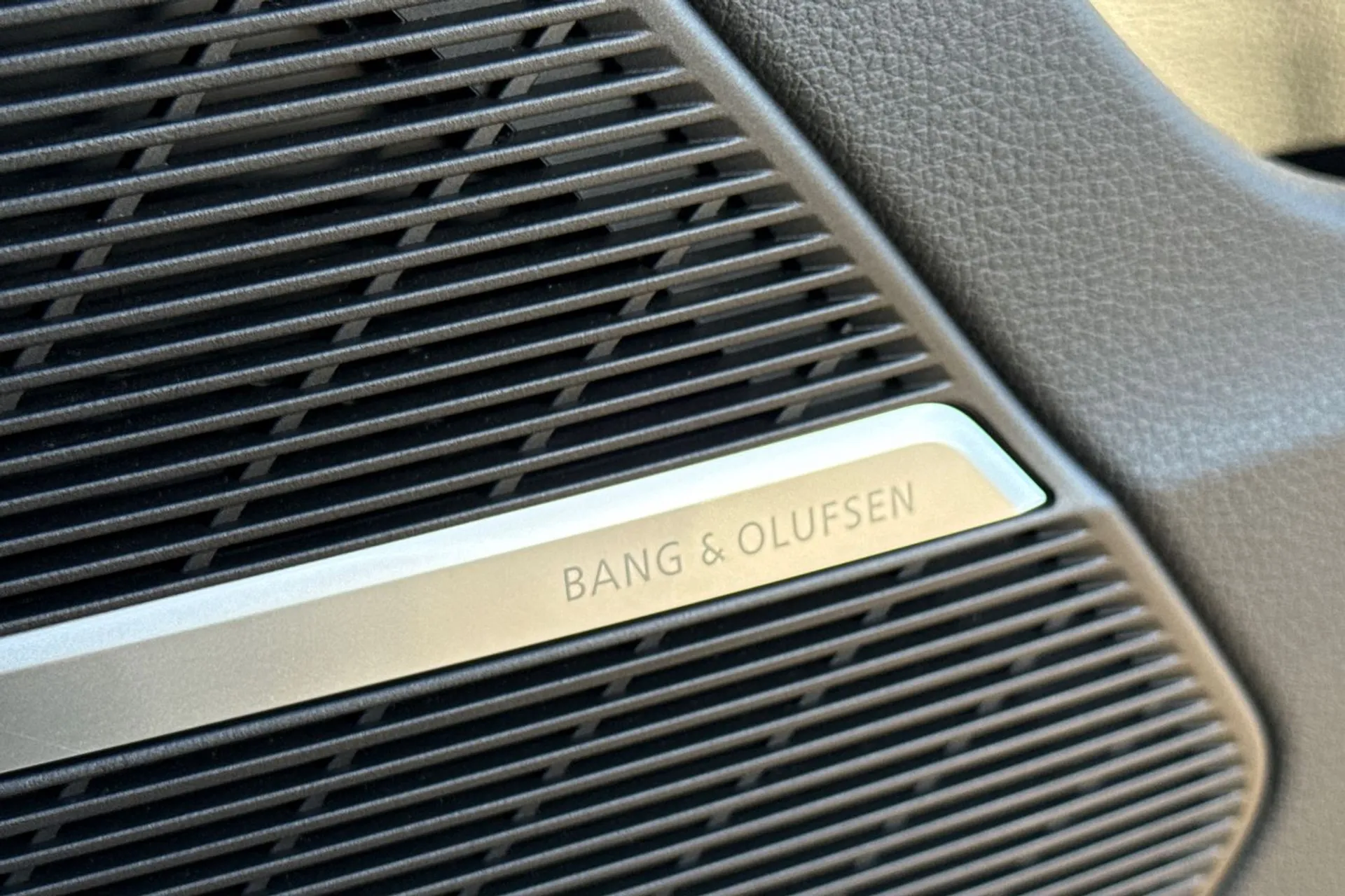 Audi Q7 thumbnail image number 30