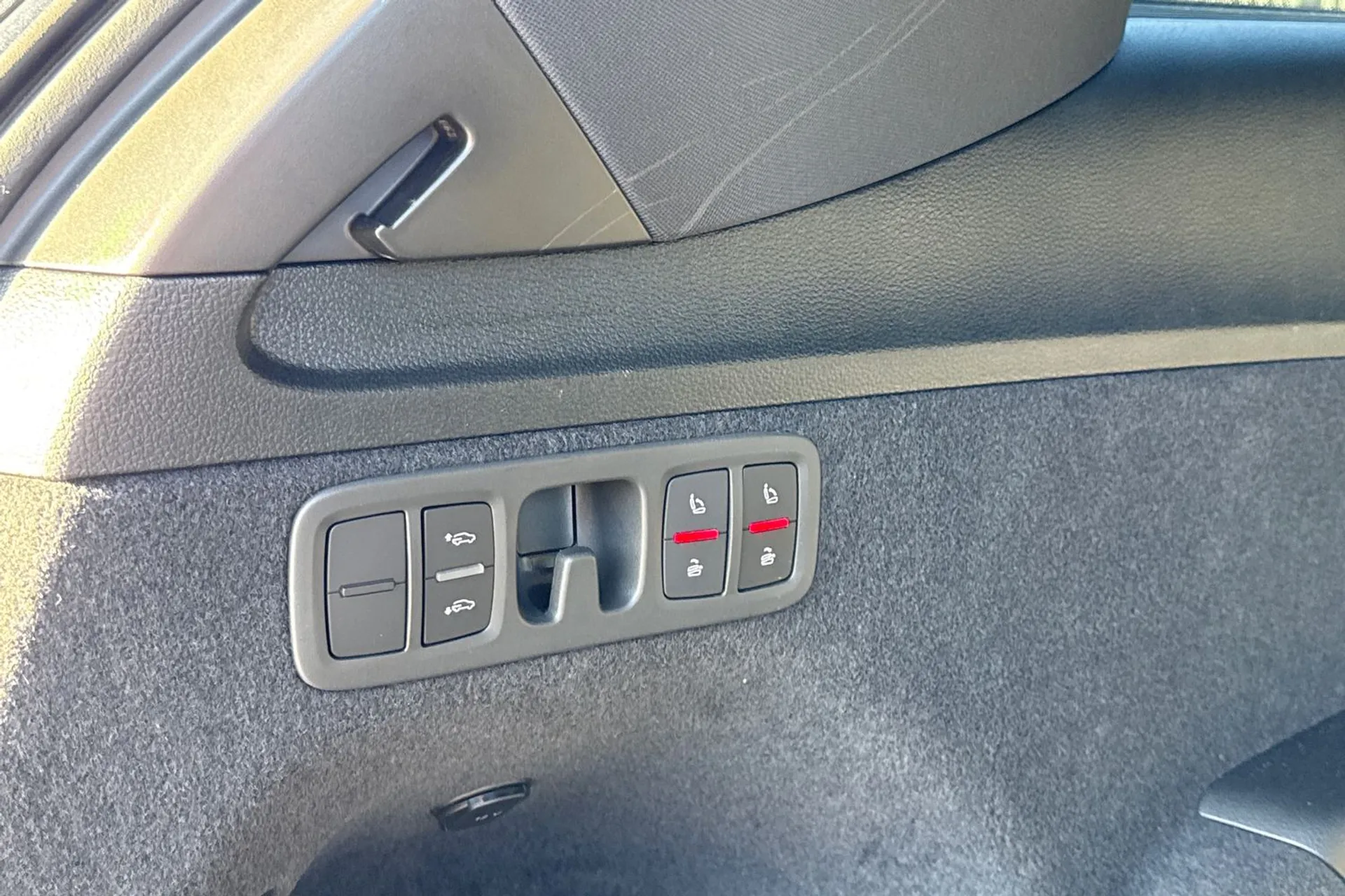 Audi Q7 thumbnail image number 22