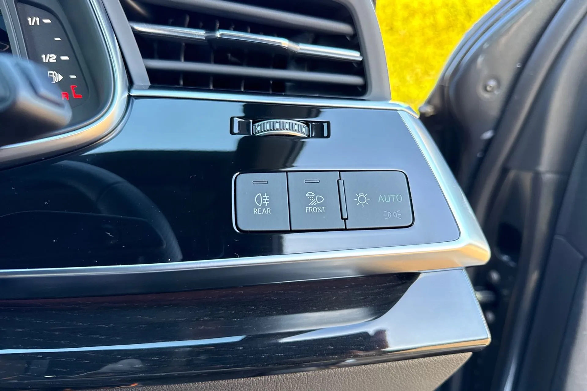 Audi Q7 thumbnail image number 52