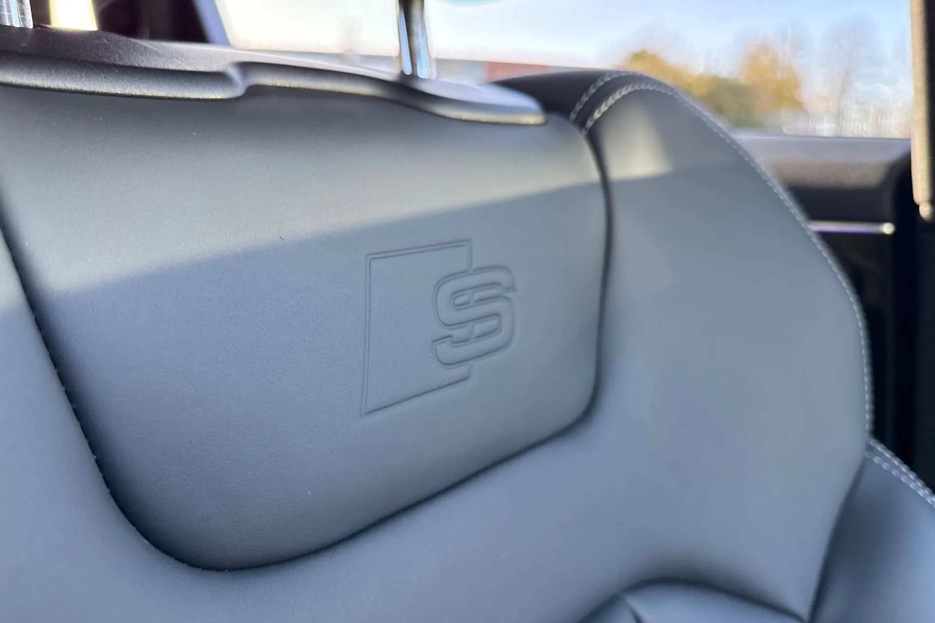 Audi Q7 thumbnail image number 50