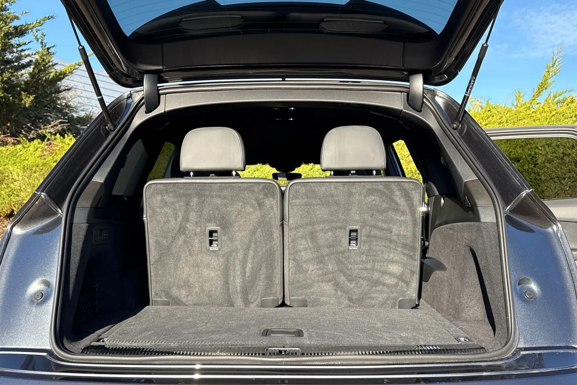 Audi Q7 thumbnail image number 21