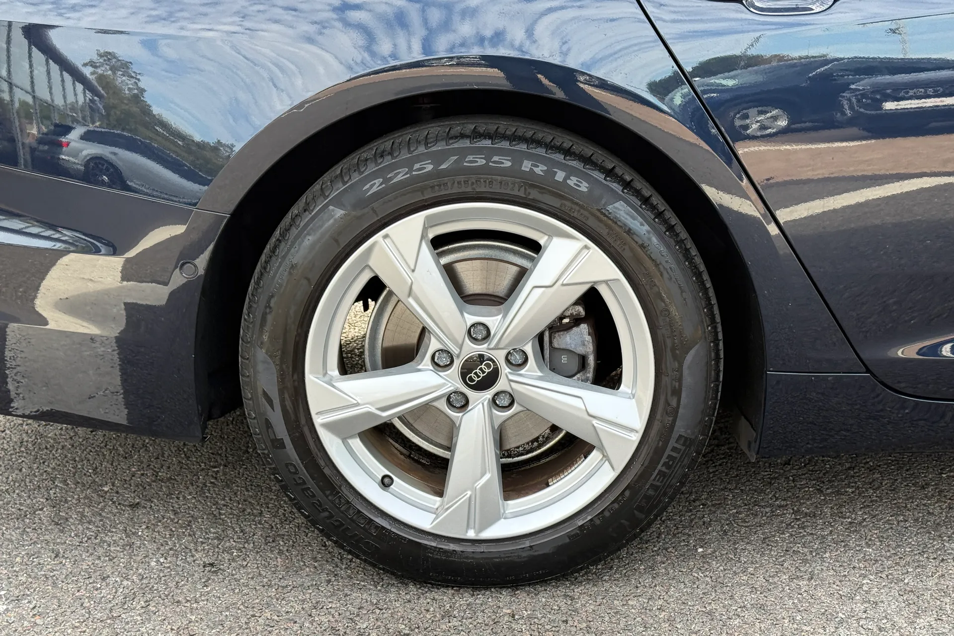 Audi A6 thumbnail image number 22