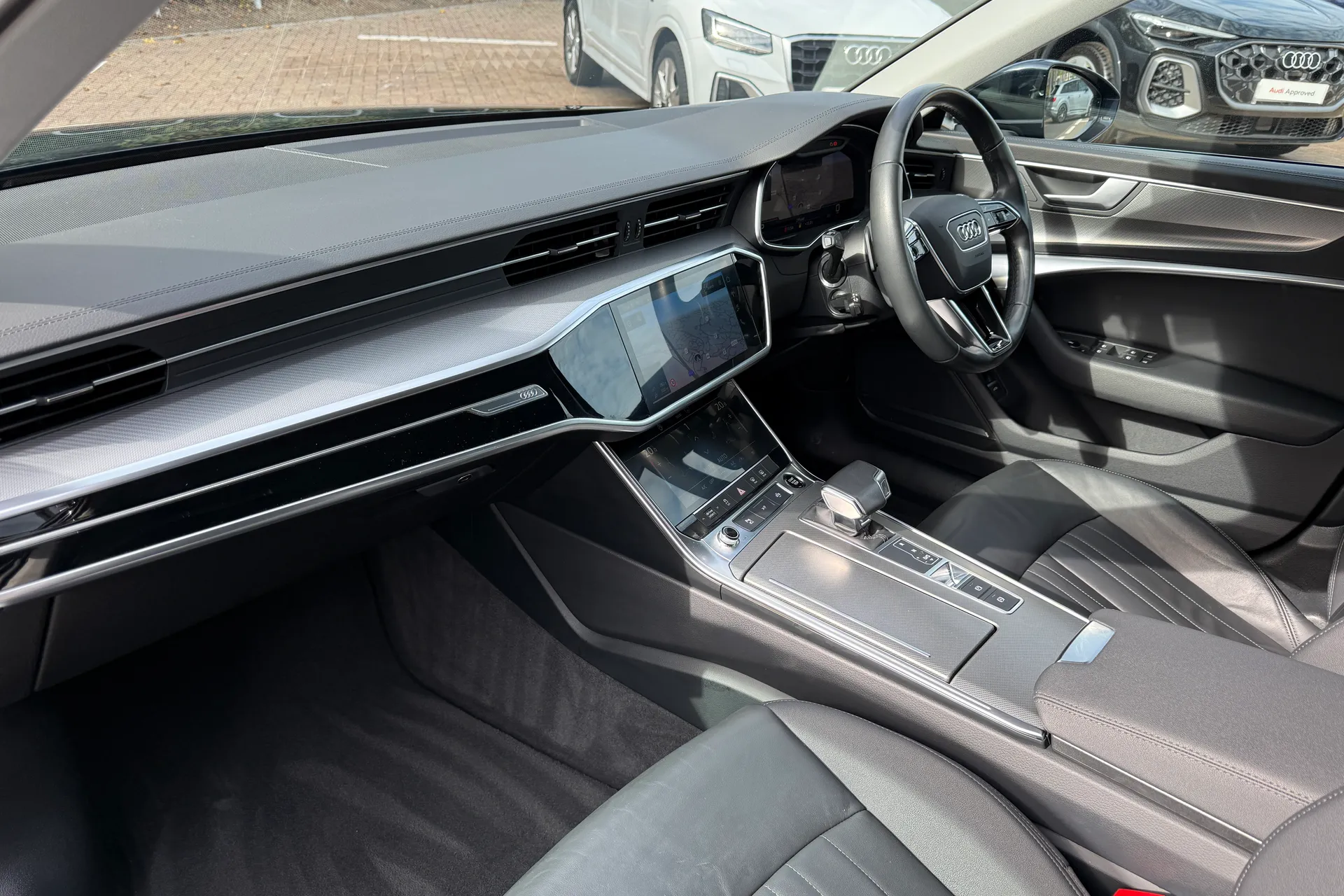 Audi A6 thumbnail image number 37