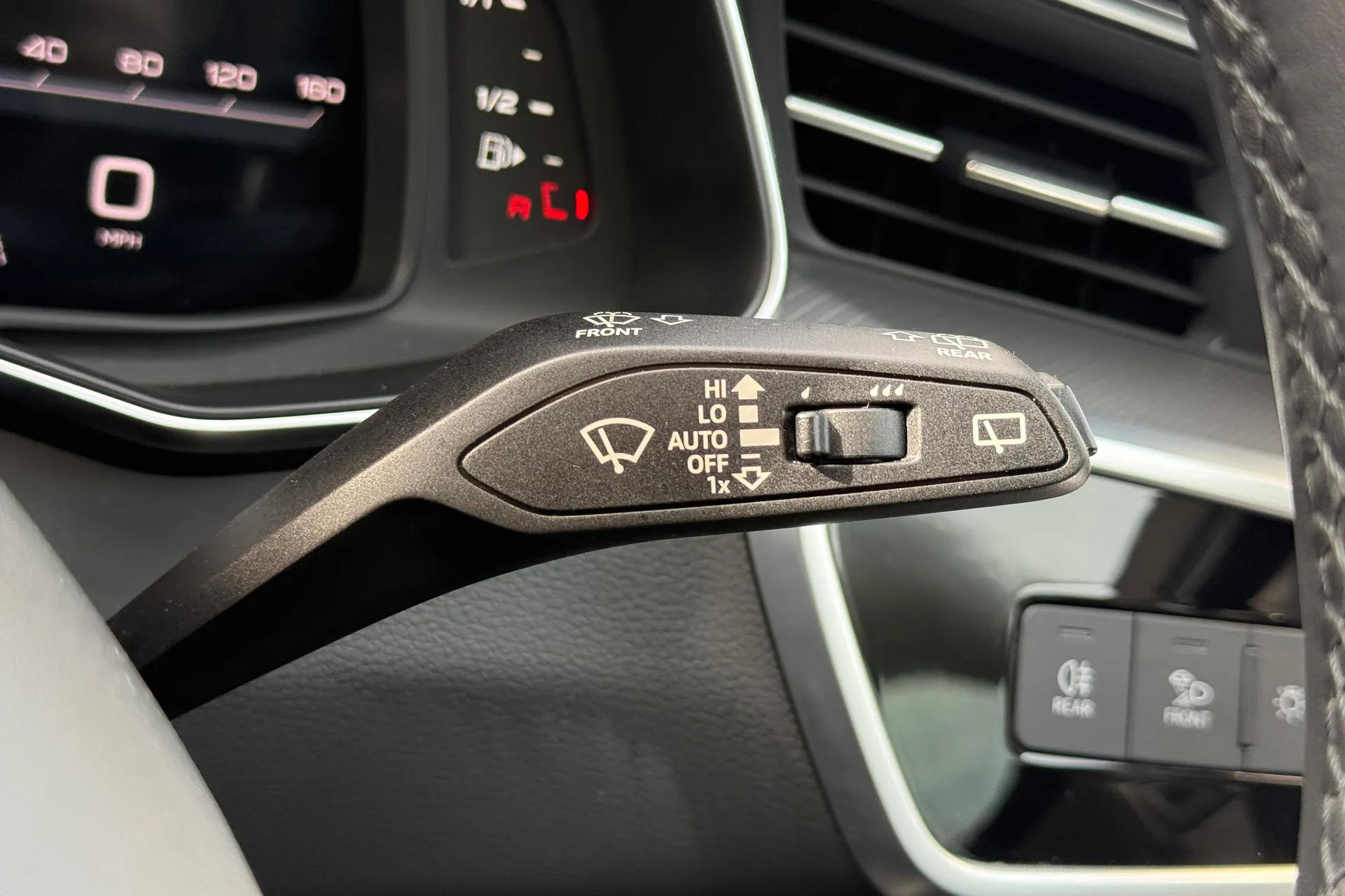 Audi A6 thumbnail image number 8