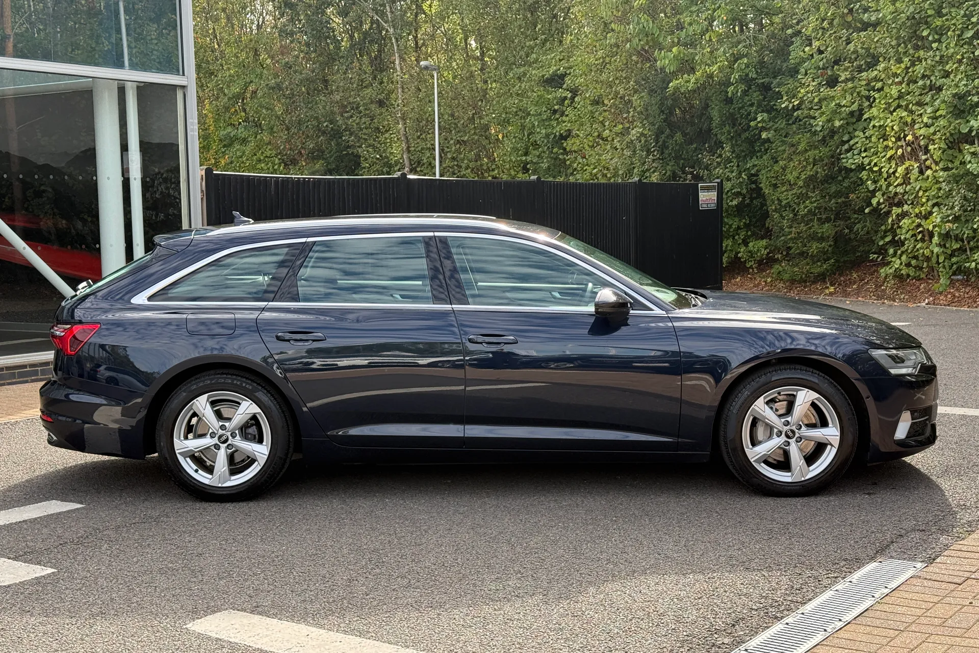 Audi A6 thumbnail image number 23