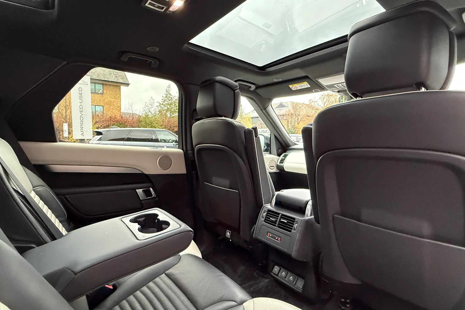 LAND ROVER DISCOVERY thumbnail image number 36