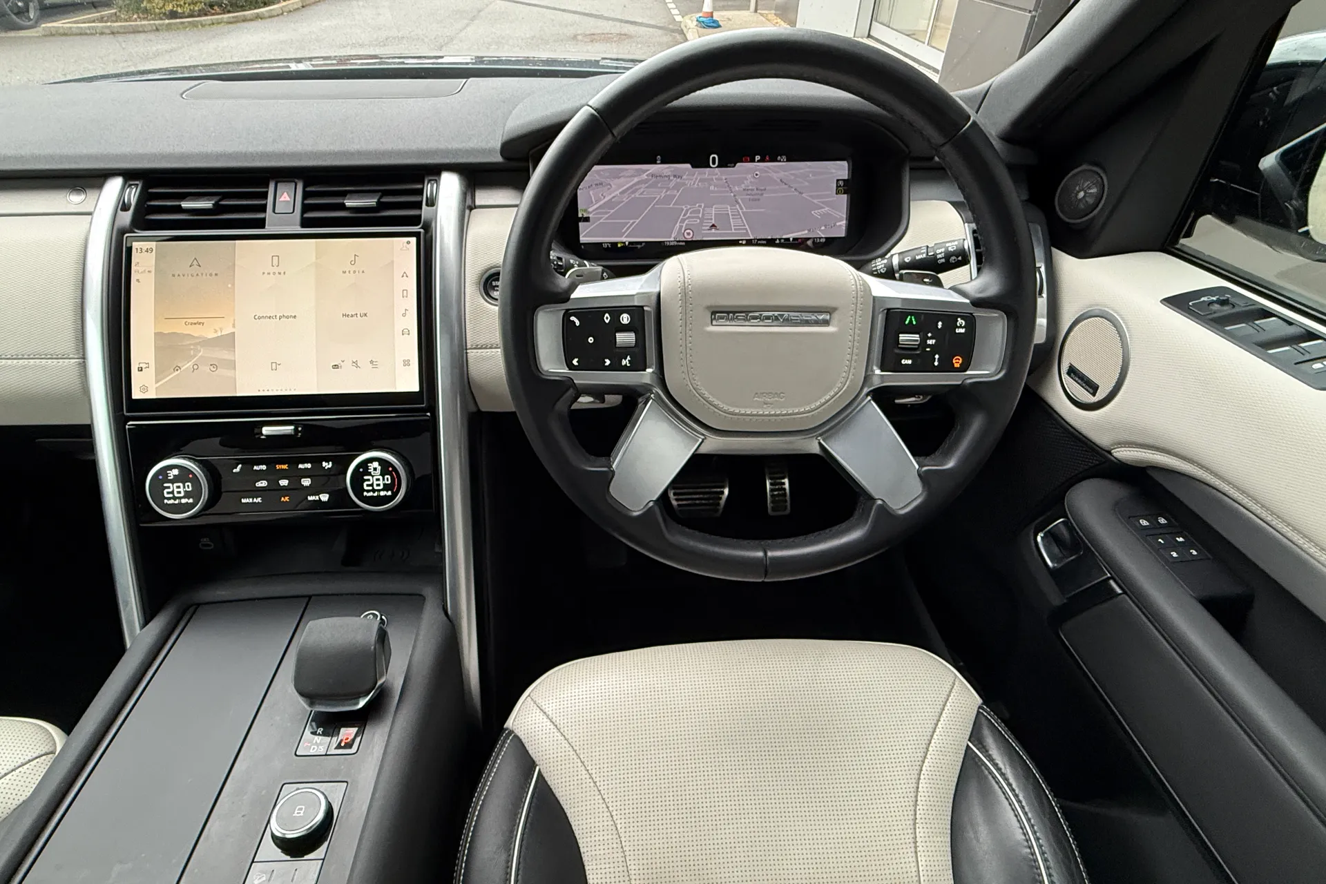 LAND ROVER DISCOVERY thumbnail image number 25