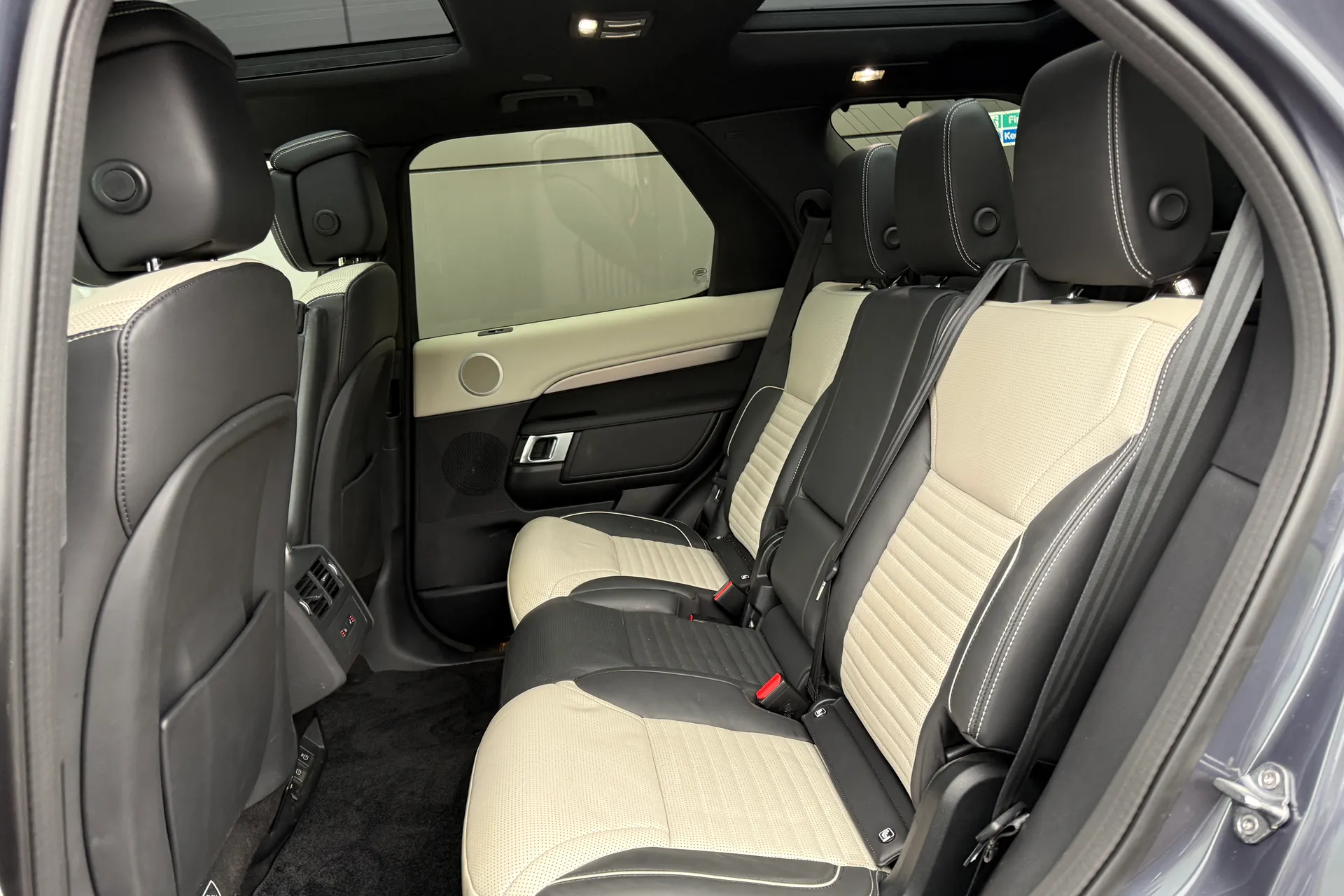 LAND ROVER DISCOVERY thumbnail image number 46