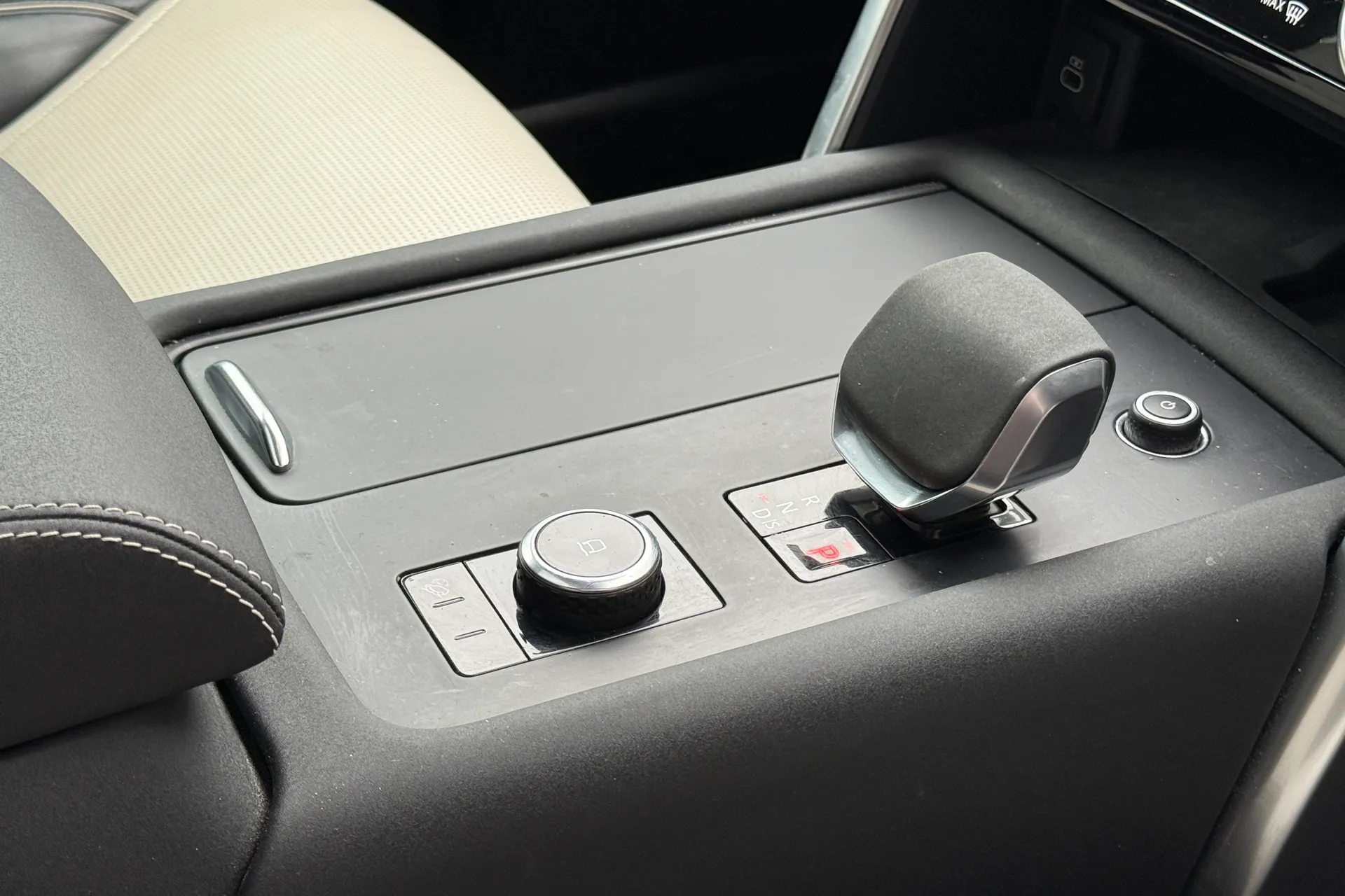 LAND ROVER DISCOVERY thumbnail image number 24