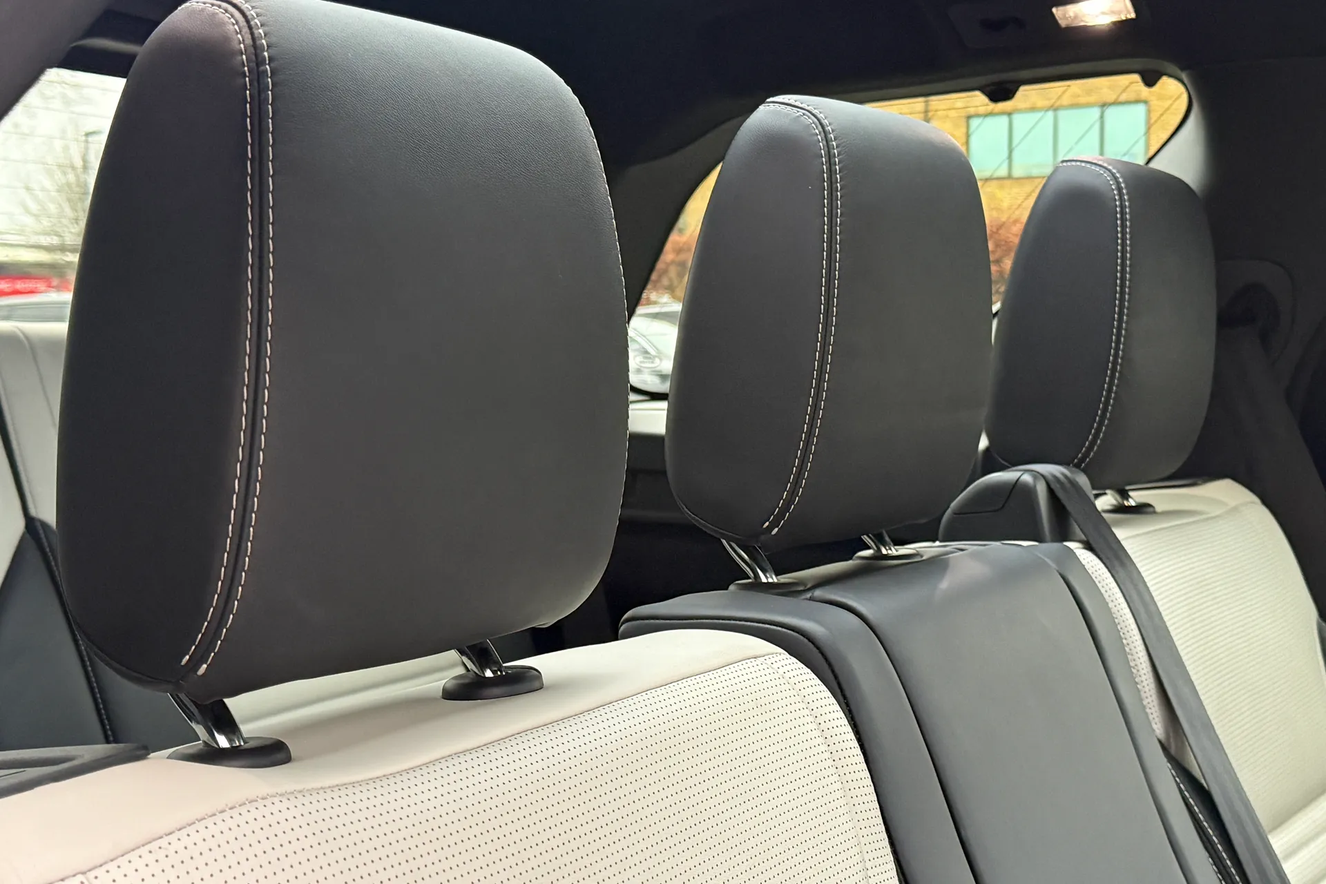 LAND ROVER DISCOVERY thumbnail image number 34