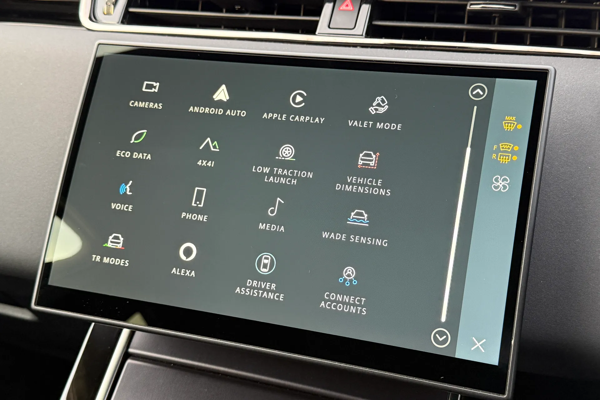 LAND ROVER RANGE ROVER EVOQUE thumbnail image number 27