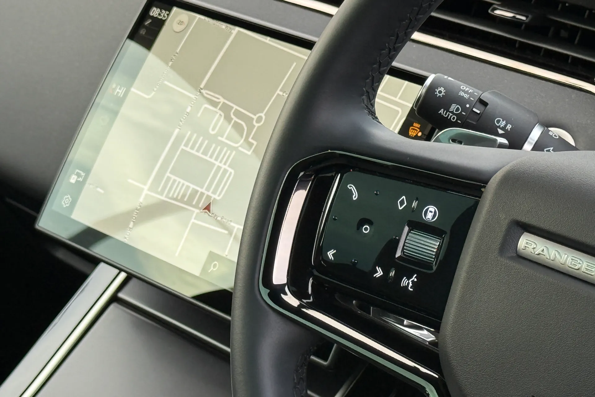 LAND ROVER RANGE ROVER EVOQUE thumbnail image number 43