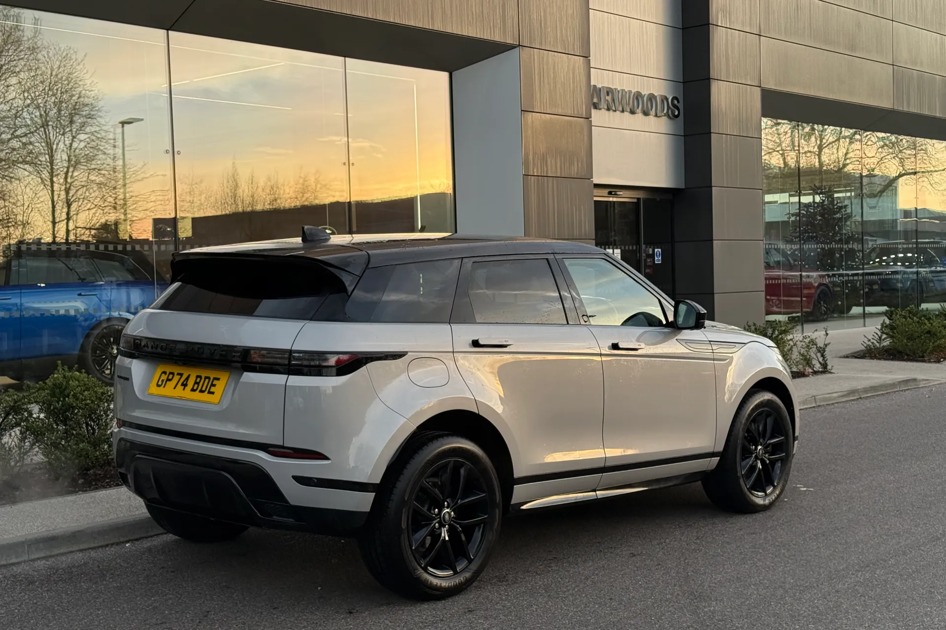 LAND ROVER RANGE ROVER EVOQUE thumbnail image number 10