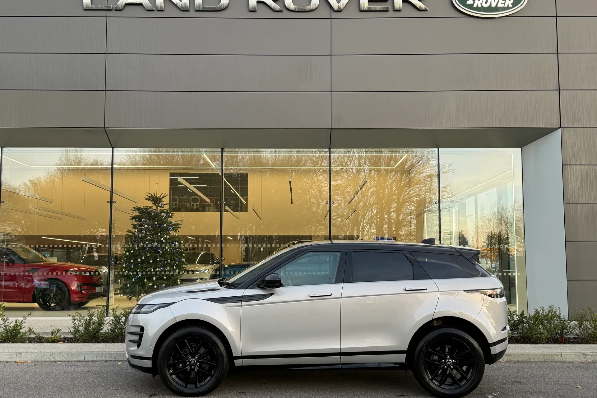 LAND ROVER RANGE ROVER EVOQUE thumbnail image number 8