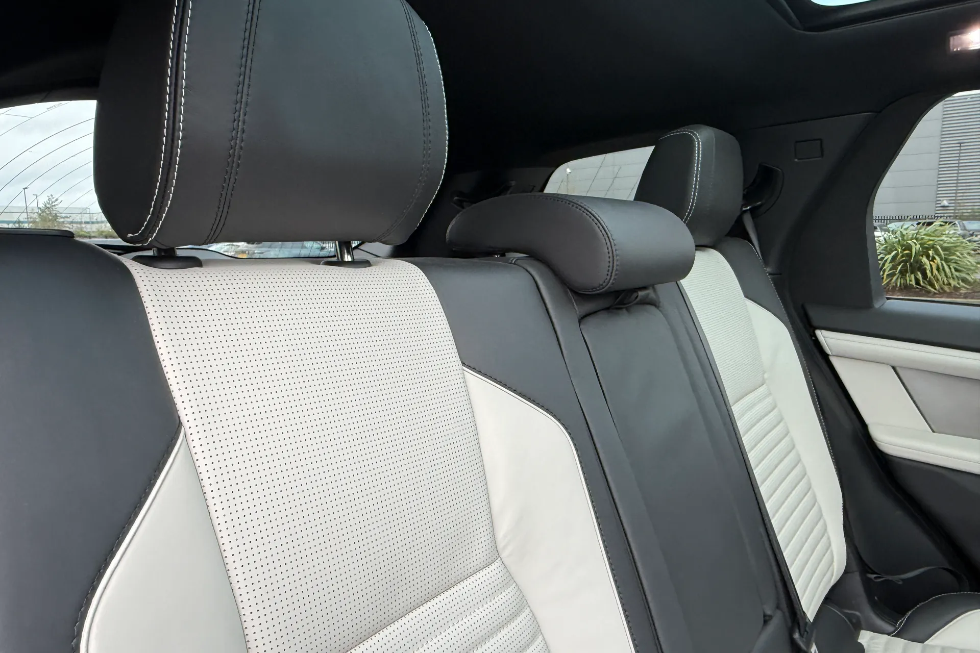 LAND ROVER DISCOVERY SPORT thumbnail image number 29