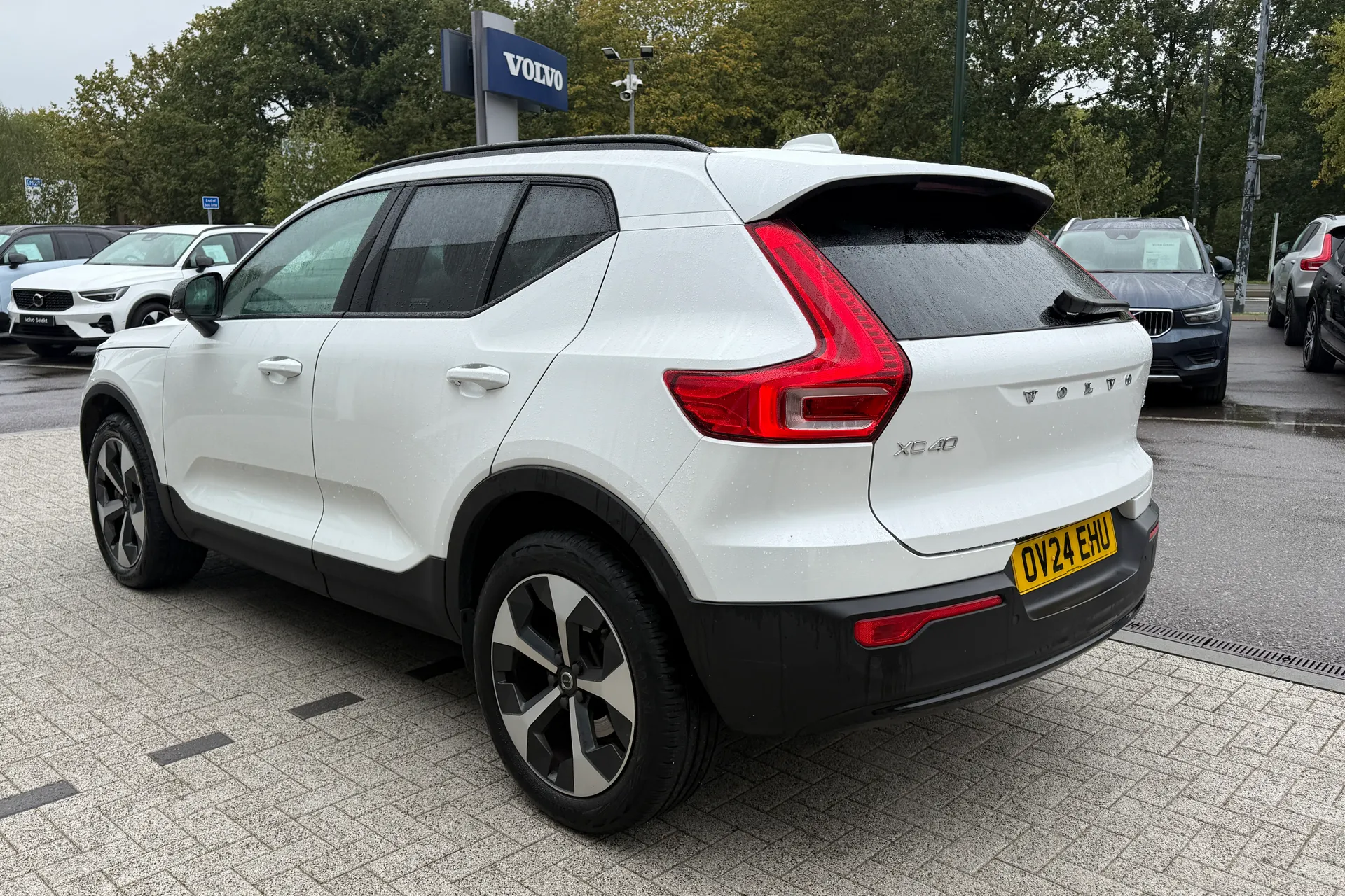Volvo XC40 thumbnail image number 10