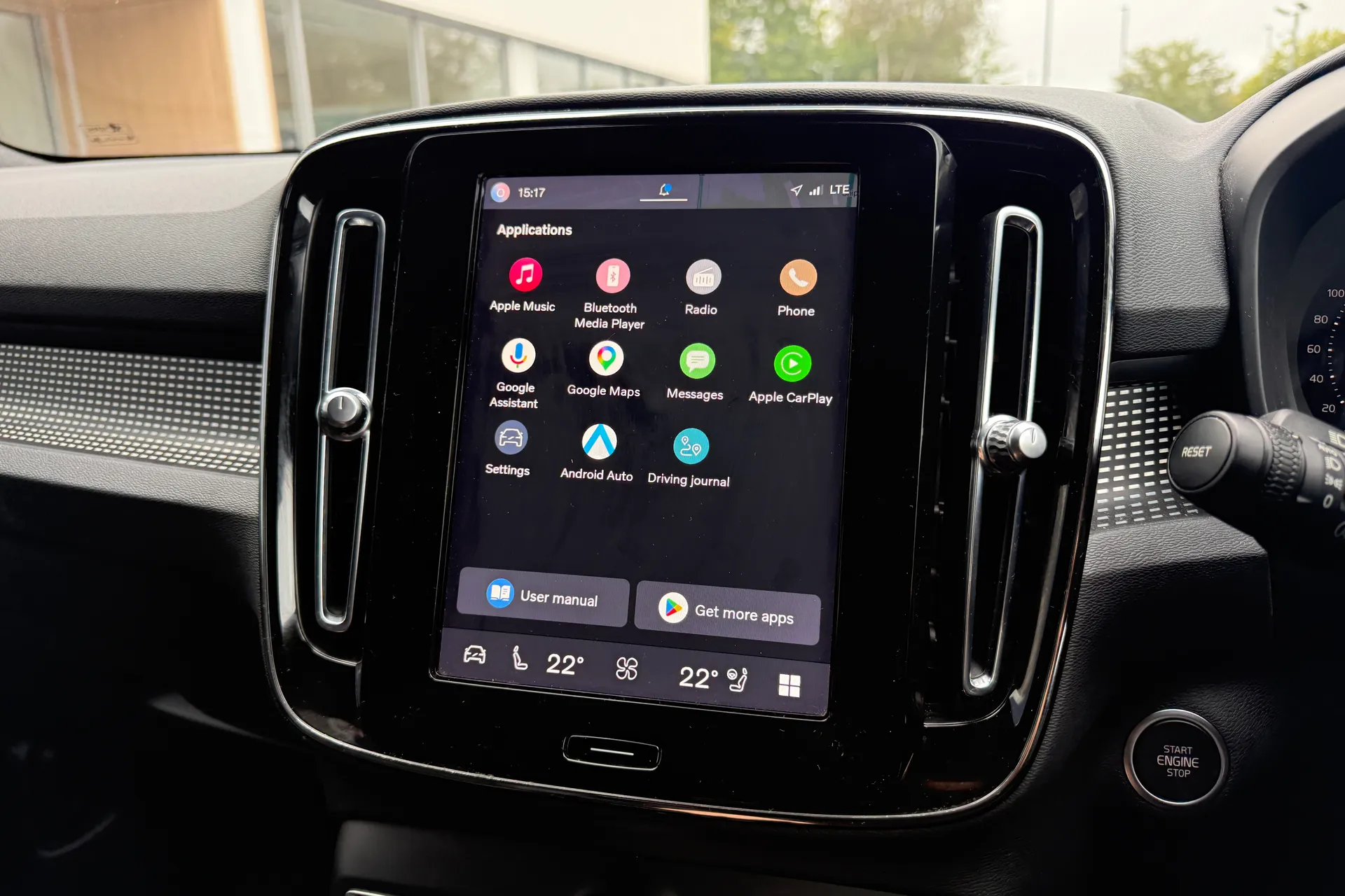 Volvo XC40 thumbnail image number 40