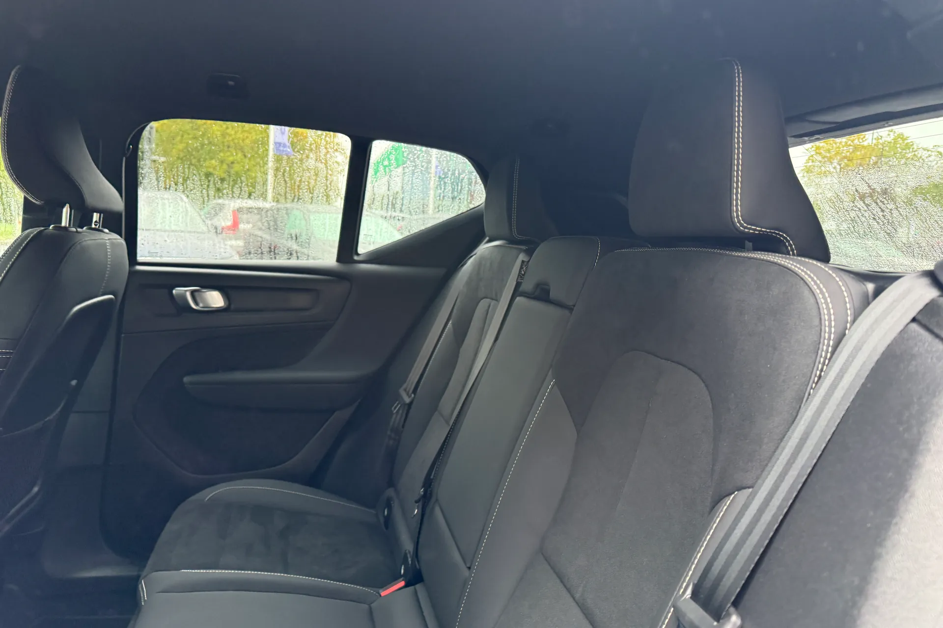 Volvo XC40 thumbnail image number 31