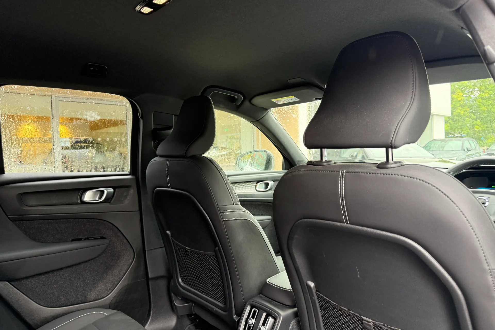 Volvo XC40 thumbnail image number 25