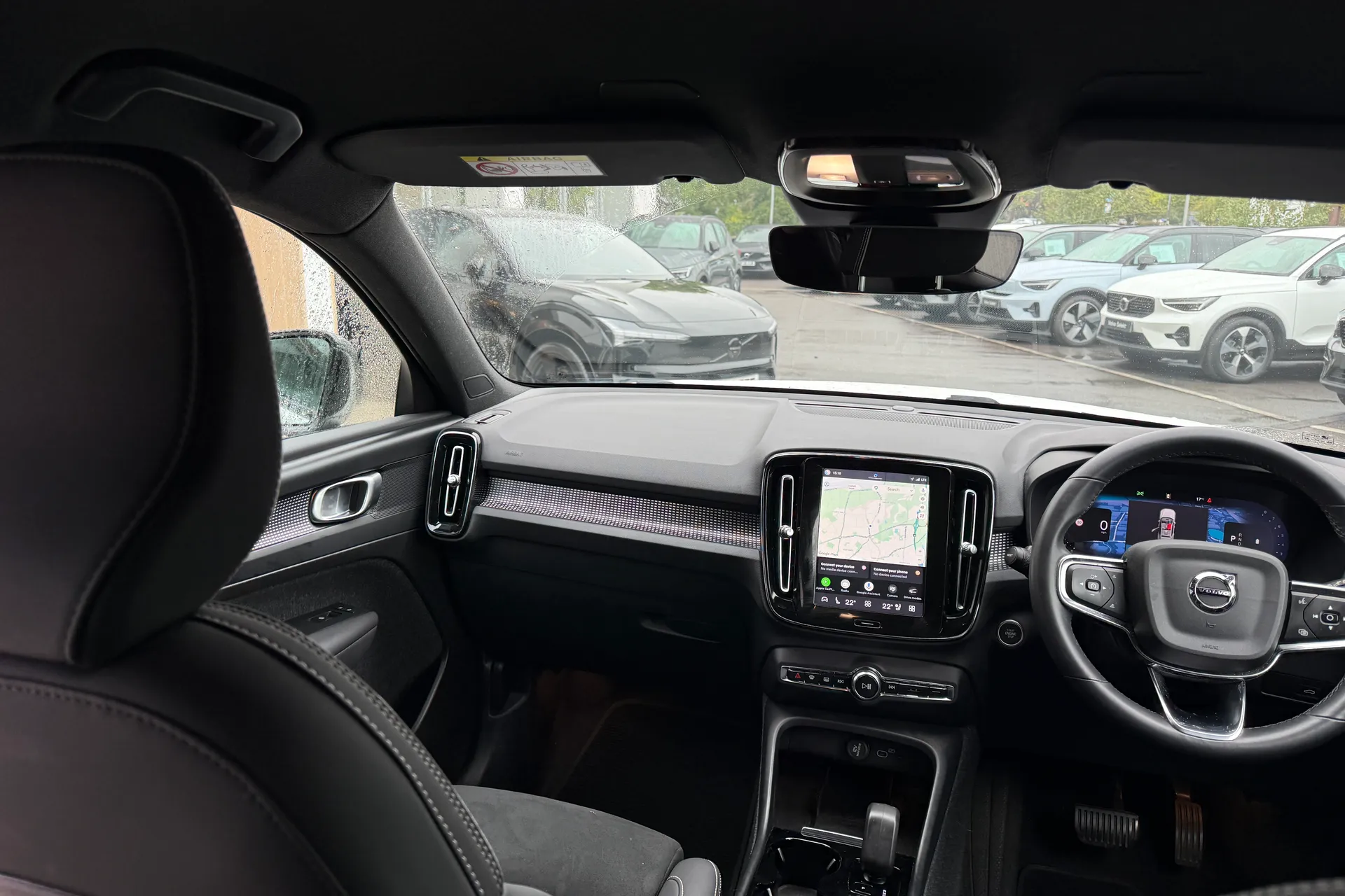 Volvo XC40 thumbnail image number 32
