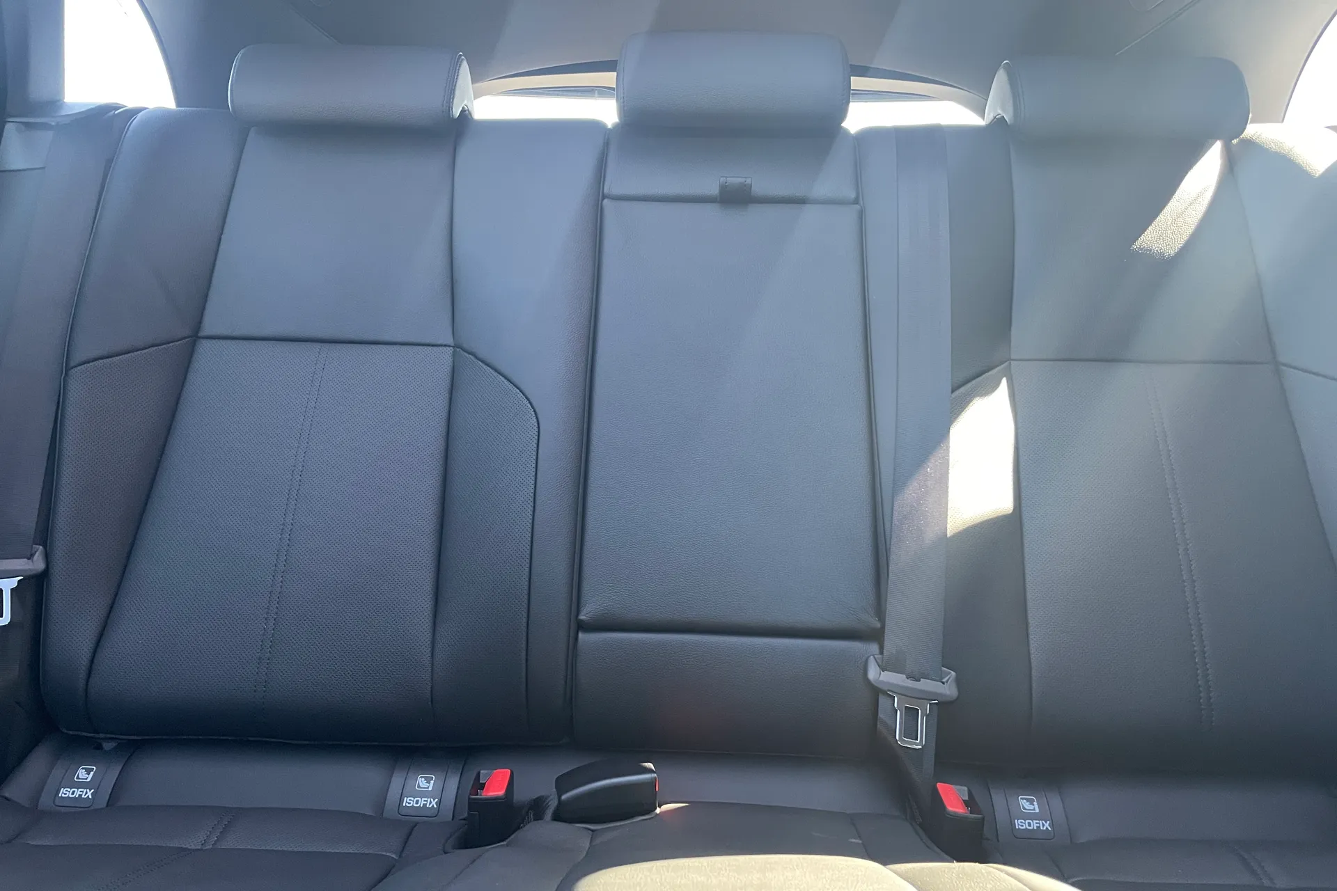 LAND ROVER RANGE ROVER VELAR thumbnail image number 40
