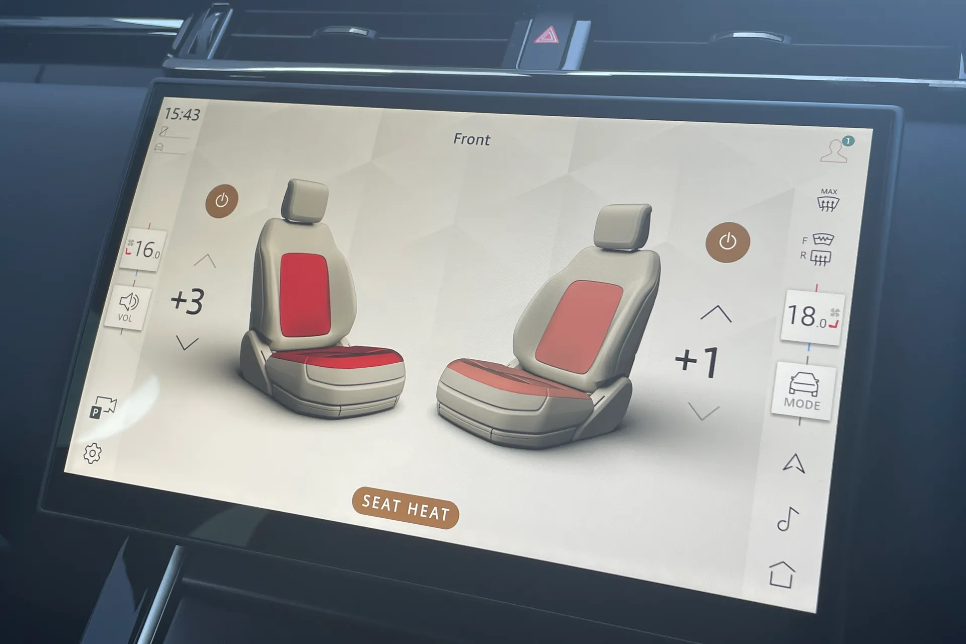LAND ROVER RANGE ROVER VELAR thumbnail image number 17