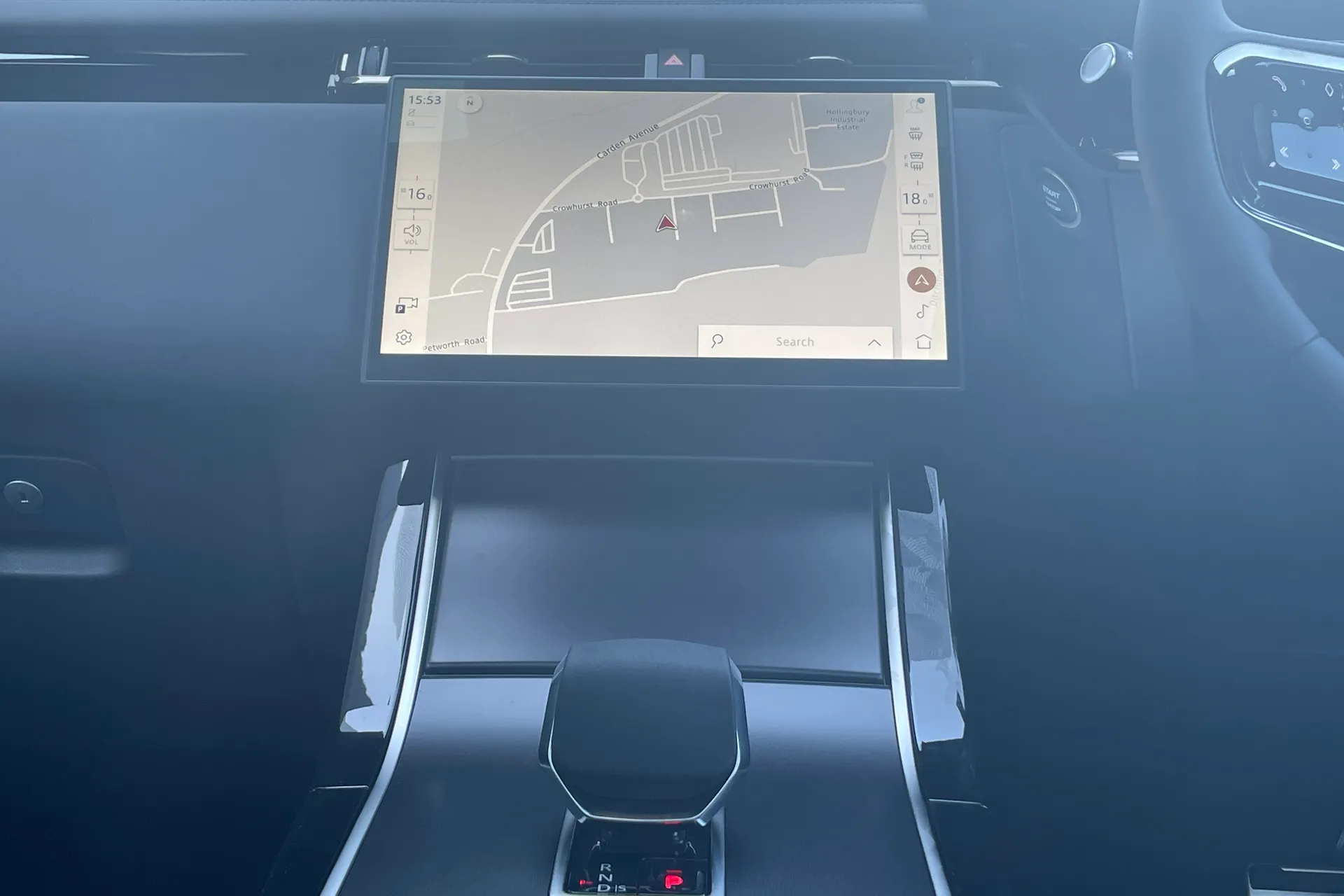 LAND ROVER RANGE ROVER VELAR thumbnail image number 45