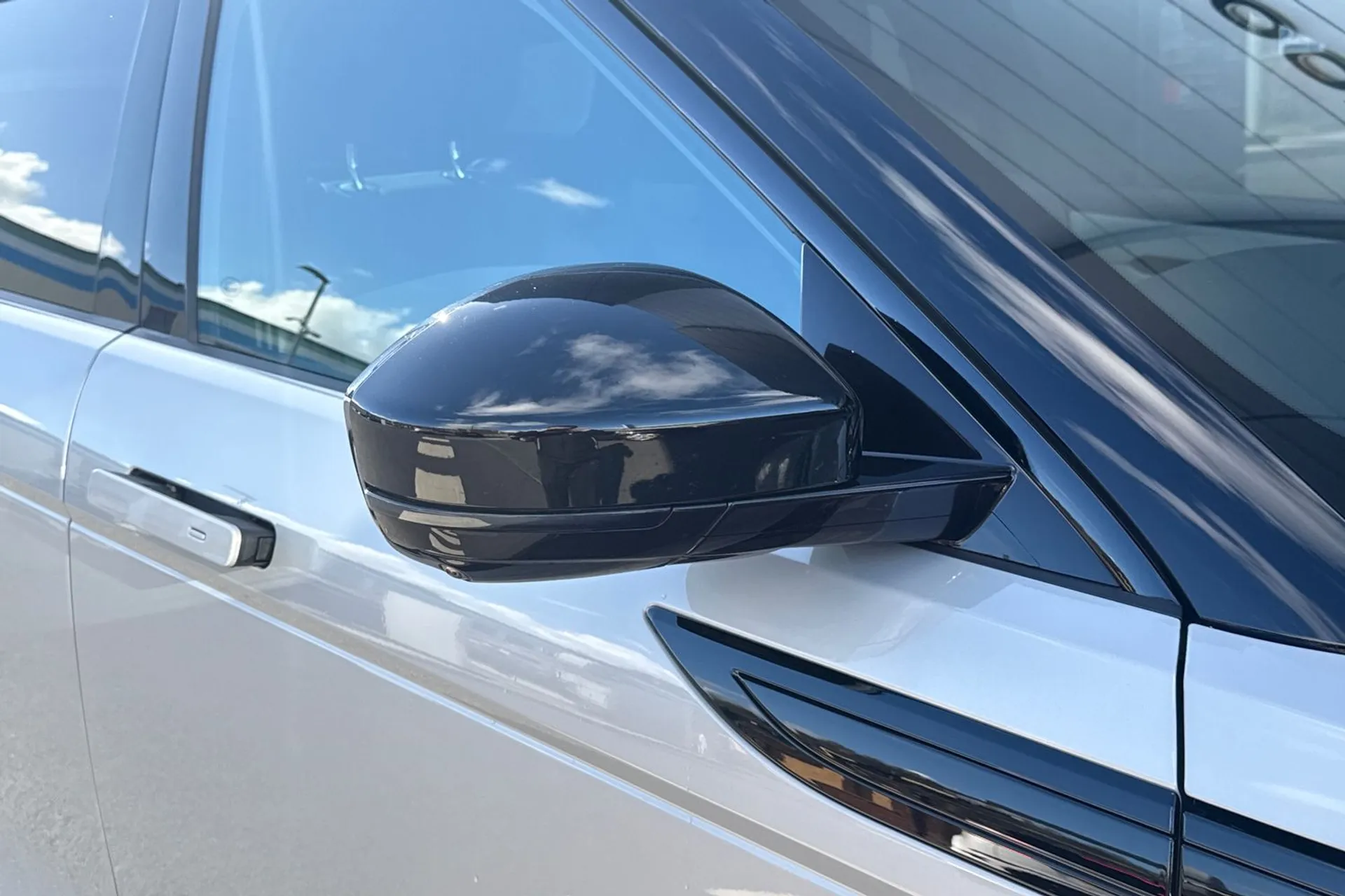 LAND ROVER RANGE ROVER EVOQUE thumbnail image number 34