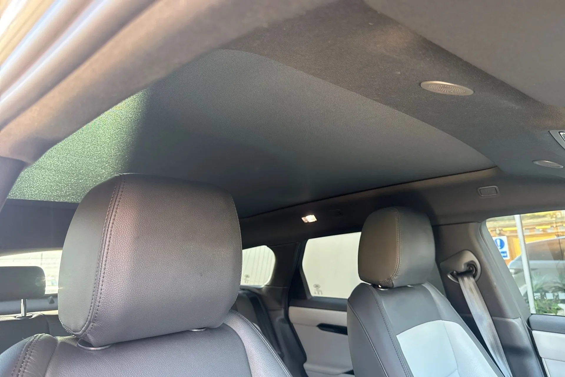 LAND ROVER RANGE ROVER EVOQUE thumbnail image number 8