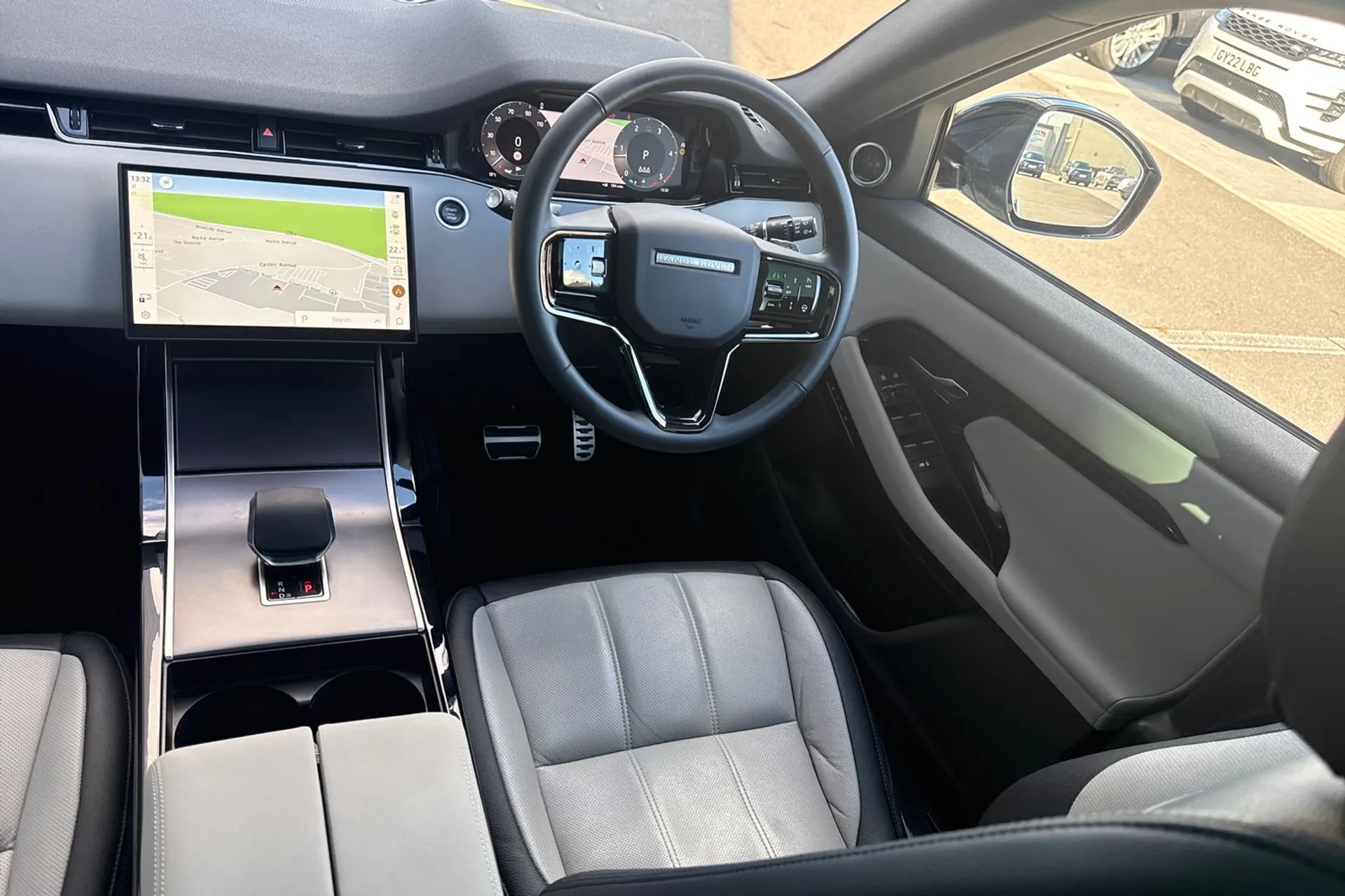 LAND ROVER RANGE ROVER EVOQUE thumbnail image number 42