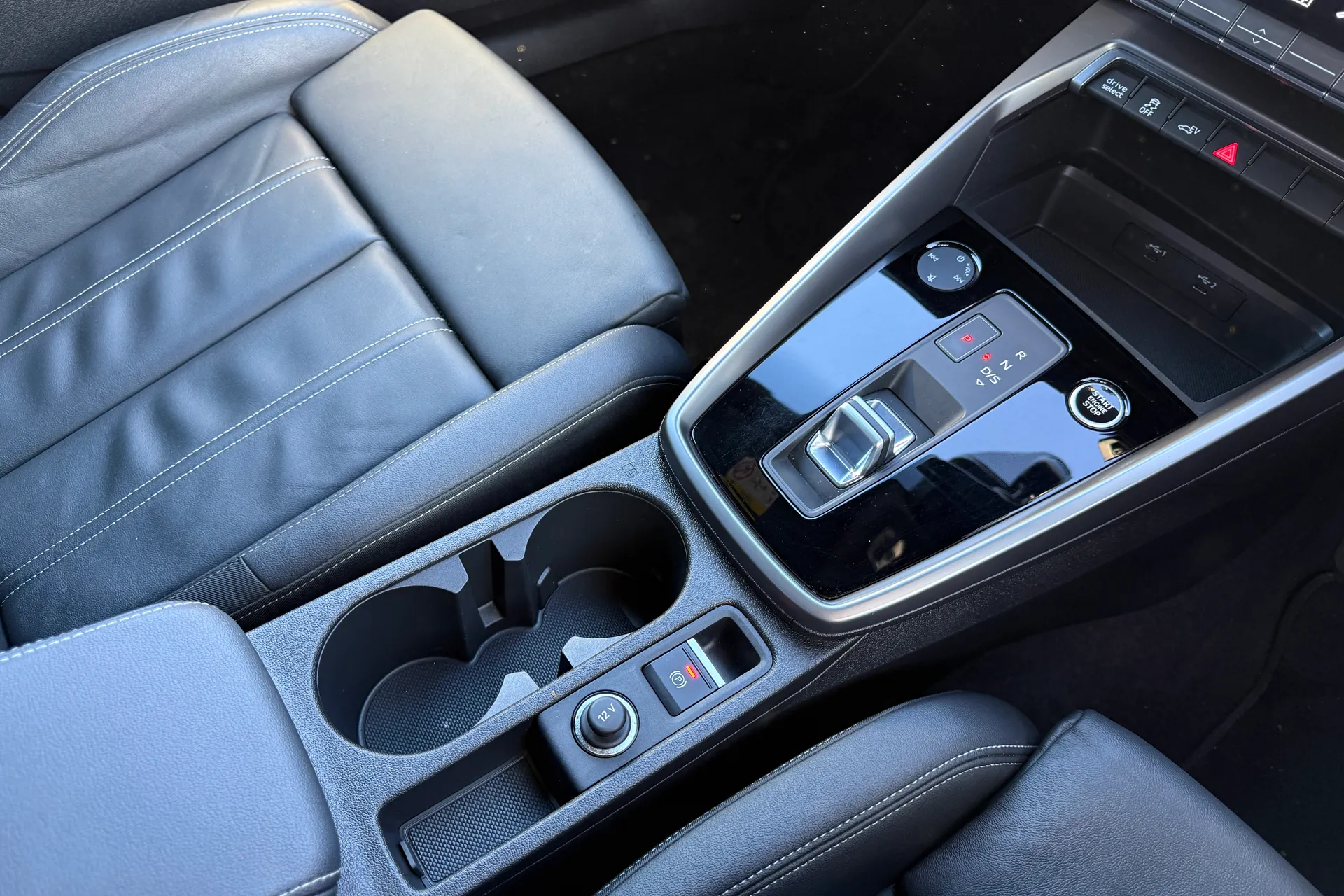 Audi A3 thumbnail image number 37