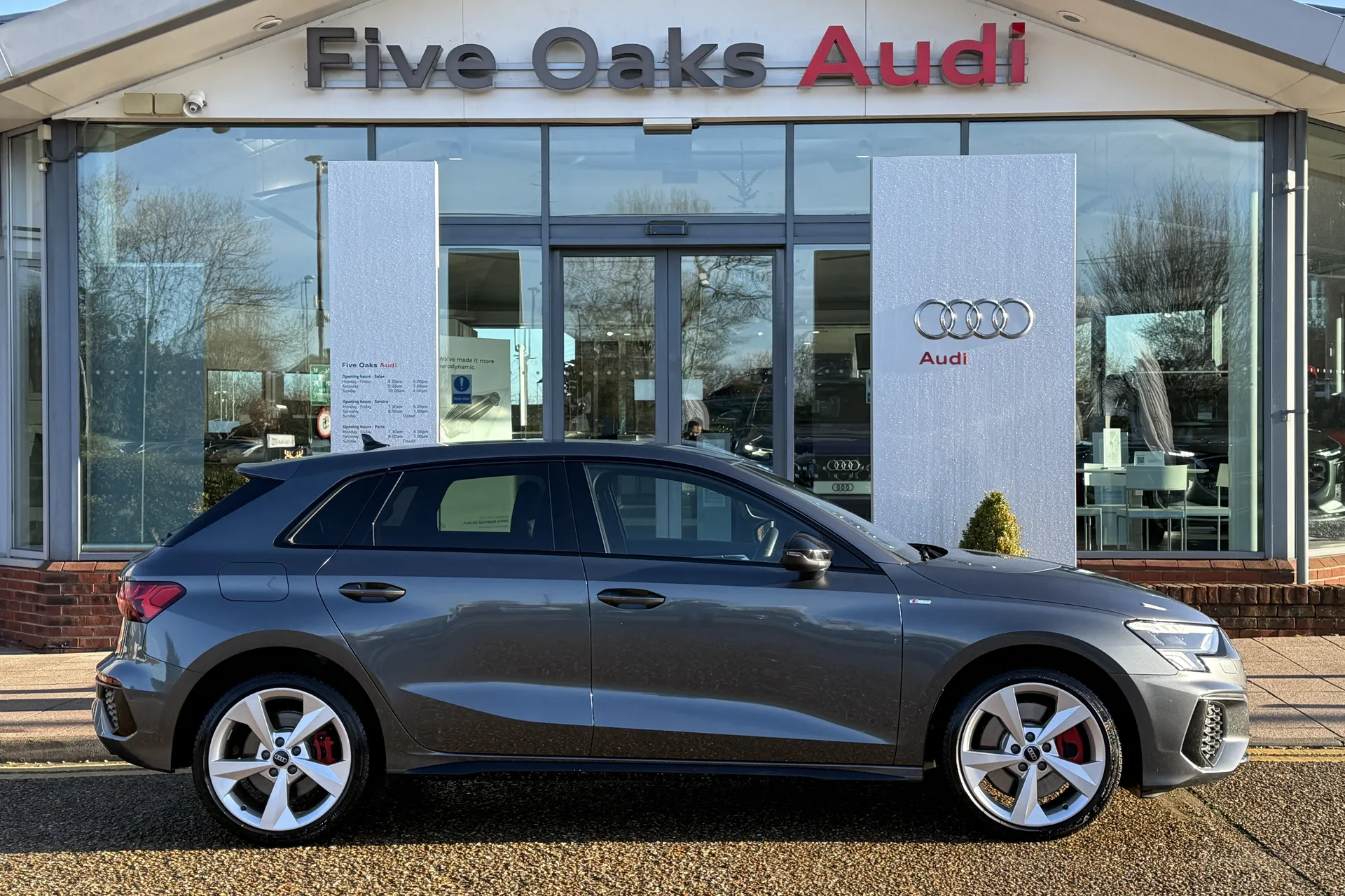 Audi A3 thumbnail image number 2