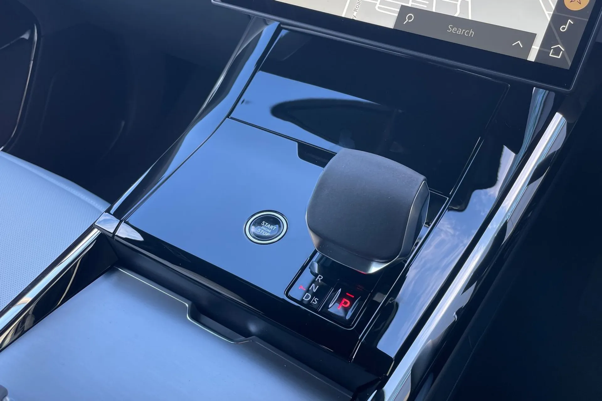 LAND ROVER RANGE ROVER SPORT thumbnail image number 23