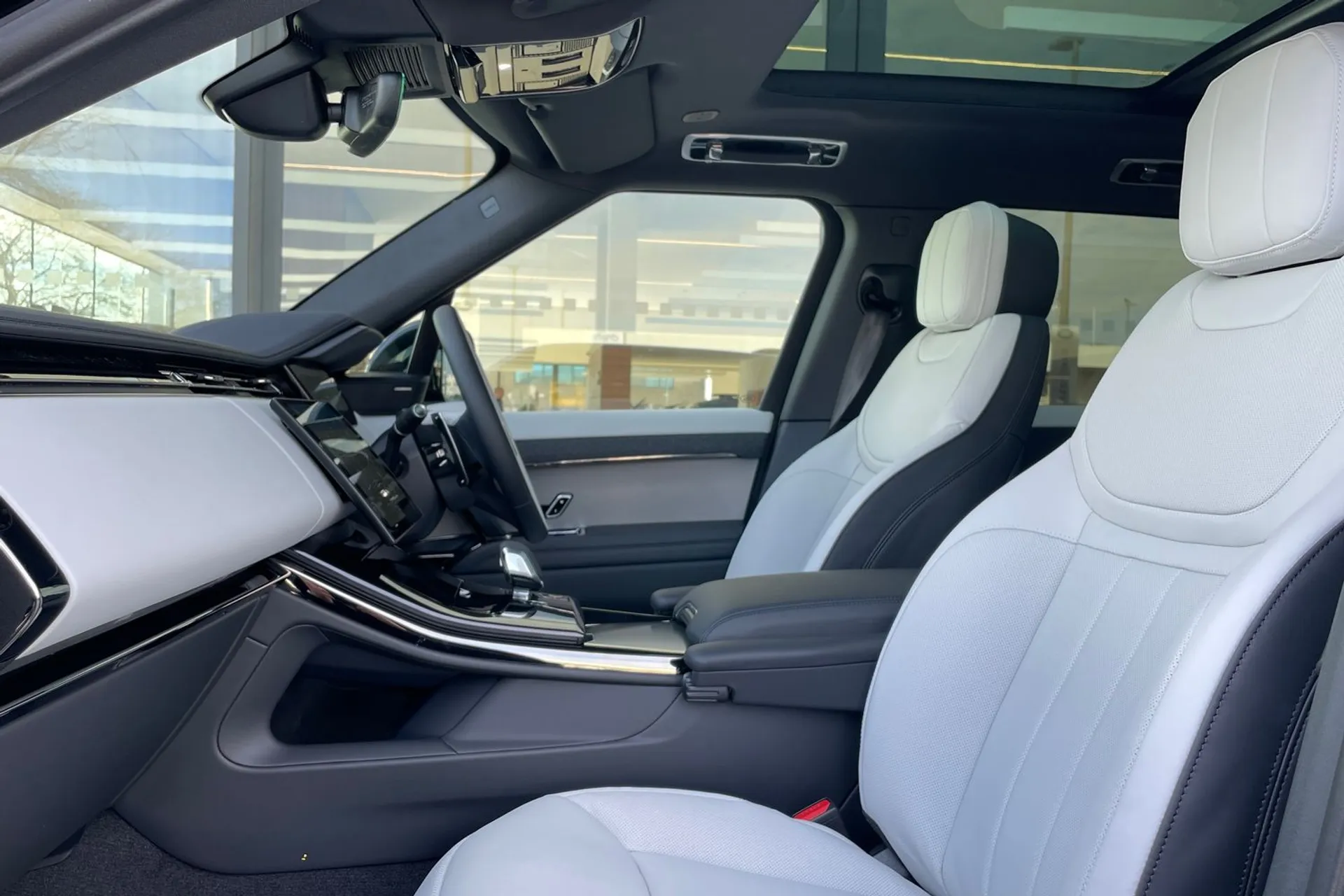 LAND ROVER RANGE ROVER SPORT thumbnail image number 48