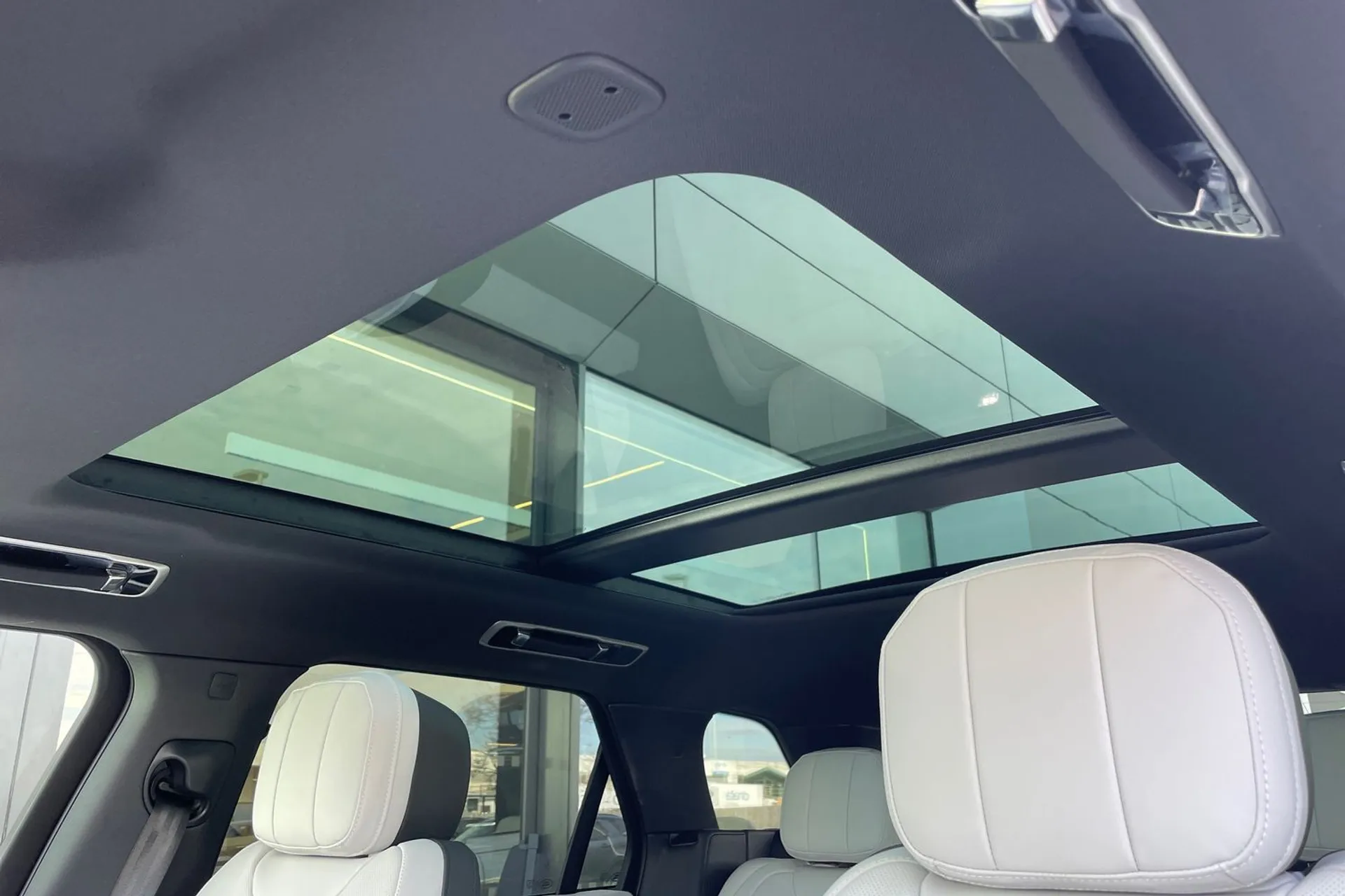 LAND ROVER RANGE ROVER SPORT thumbnail image number 5