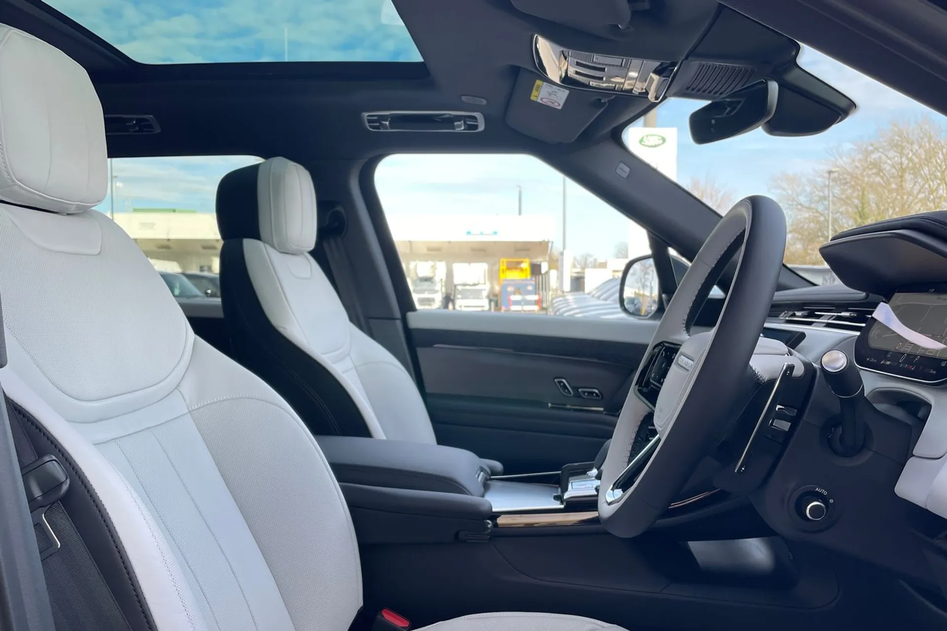 LAND ROVER RANGE ROVER SPORT thumbnail image number 45