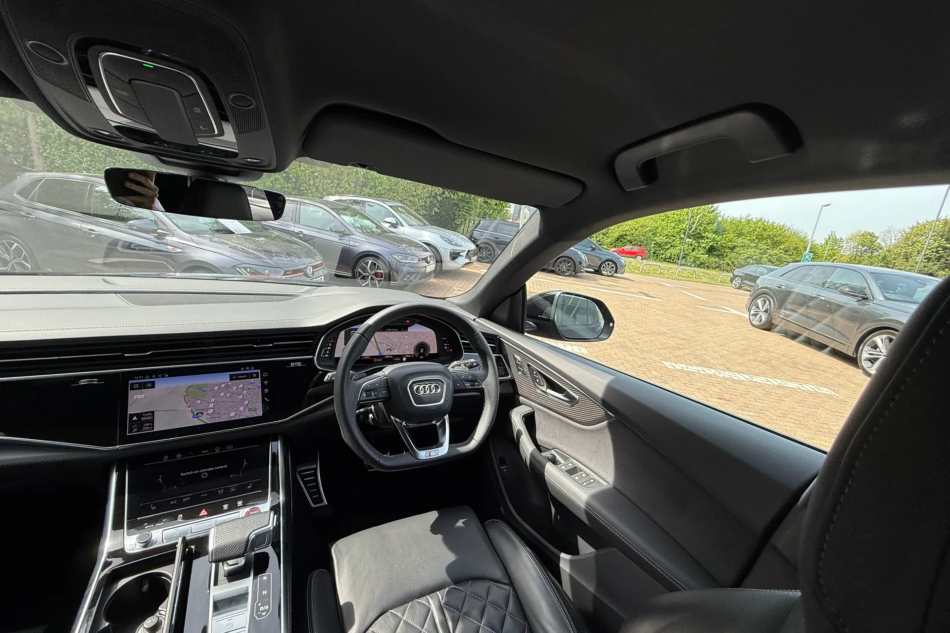 Audi Q8 thumbnail image number 40