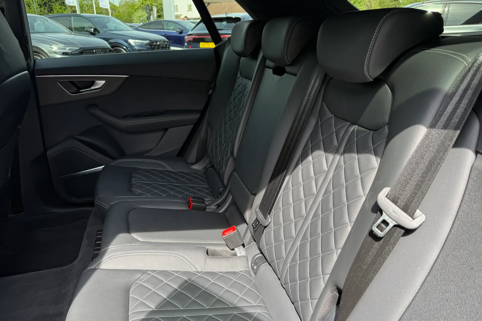 Audi Q8 thumbnail image number 53