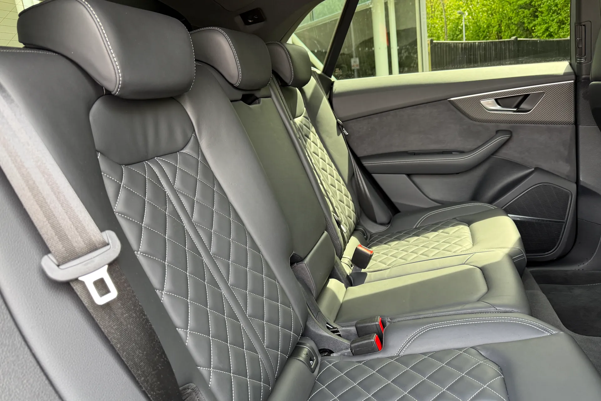 Audi Q8 thumbnail image number 34