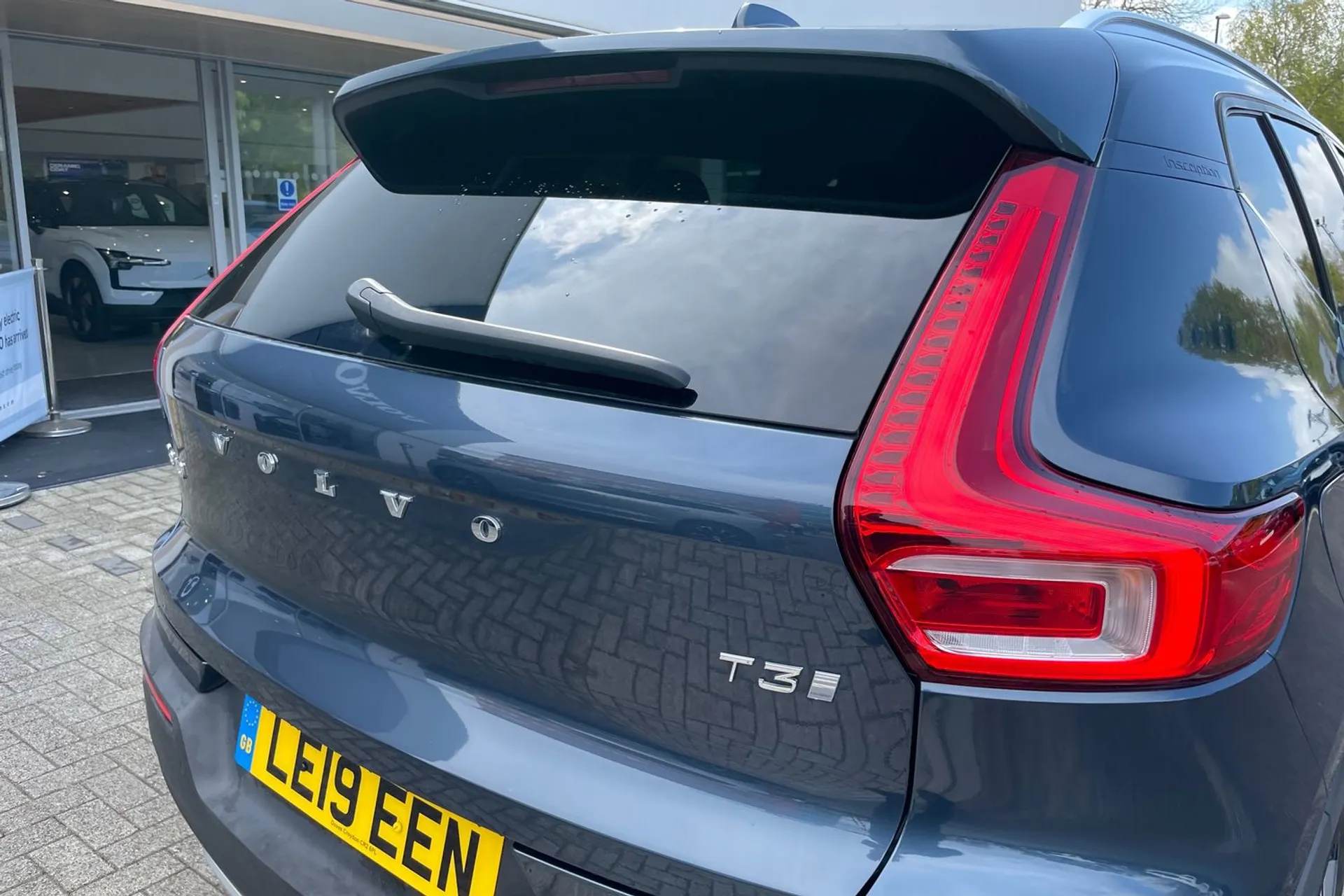 Volvo XC40 thumbnail image number 15
