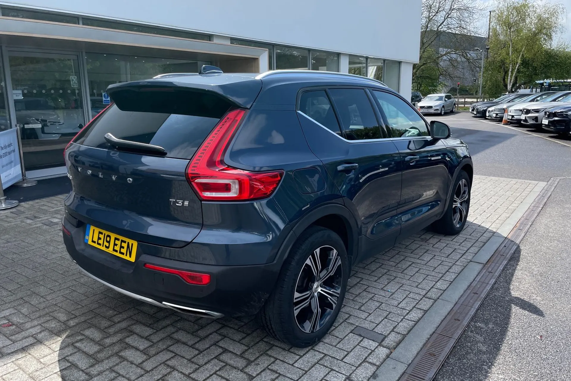 Volvo XC40 thumbnail image number 7
