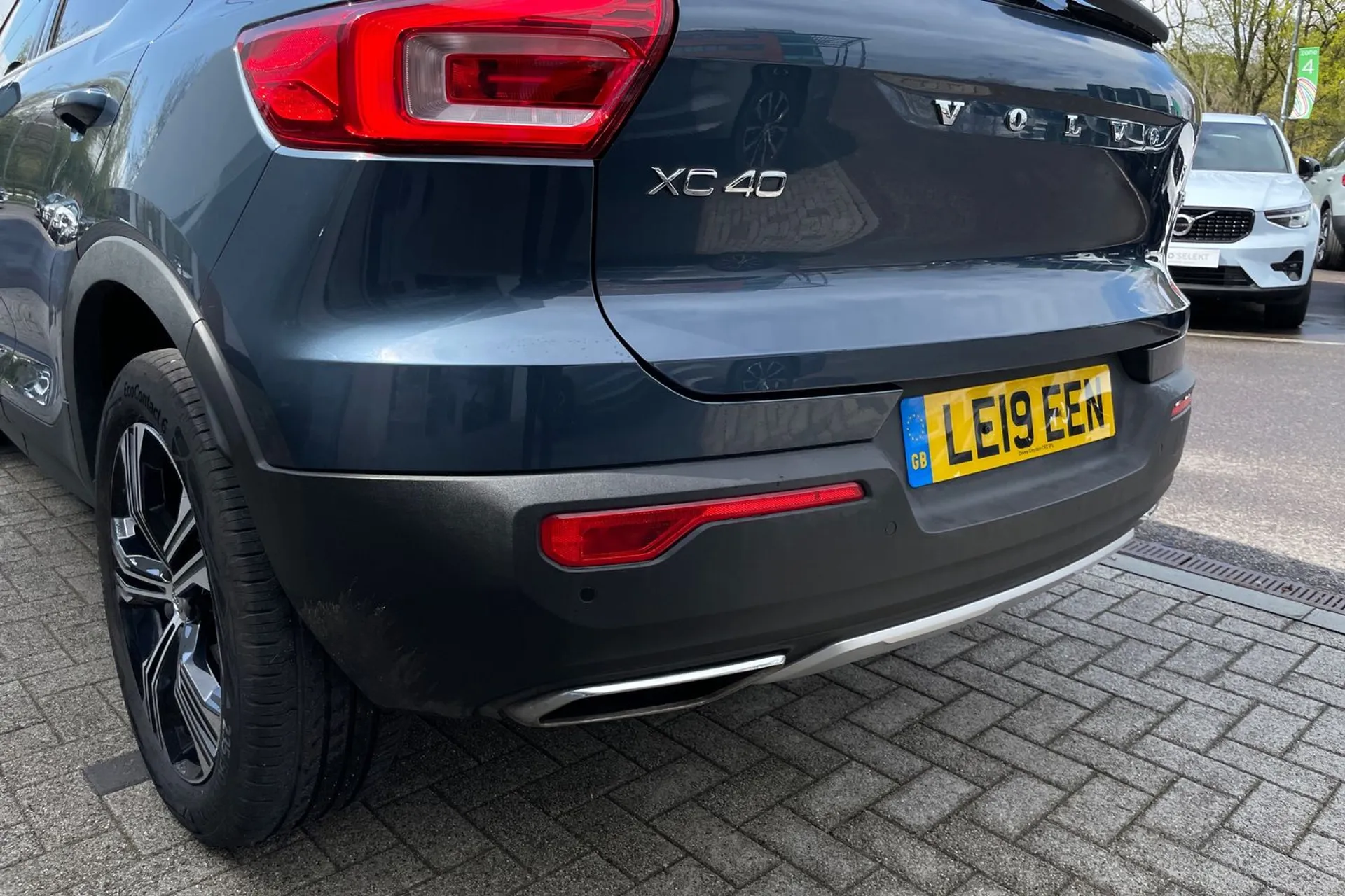 Volvo XC40 thumbnail image number 17