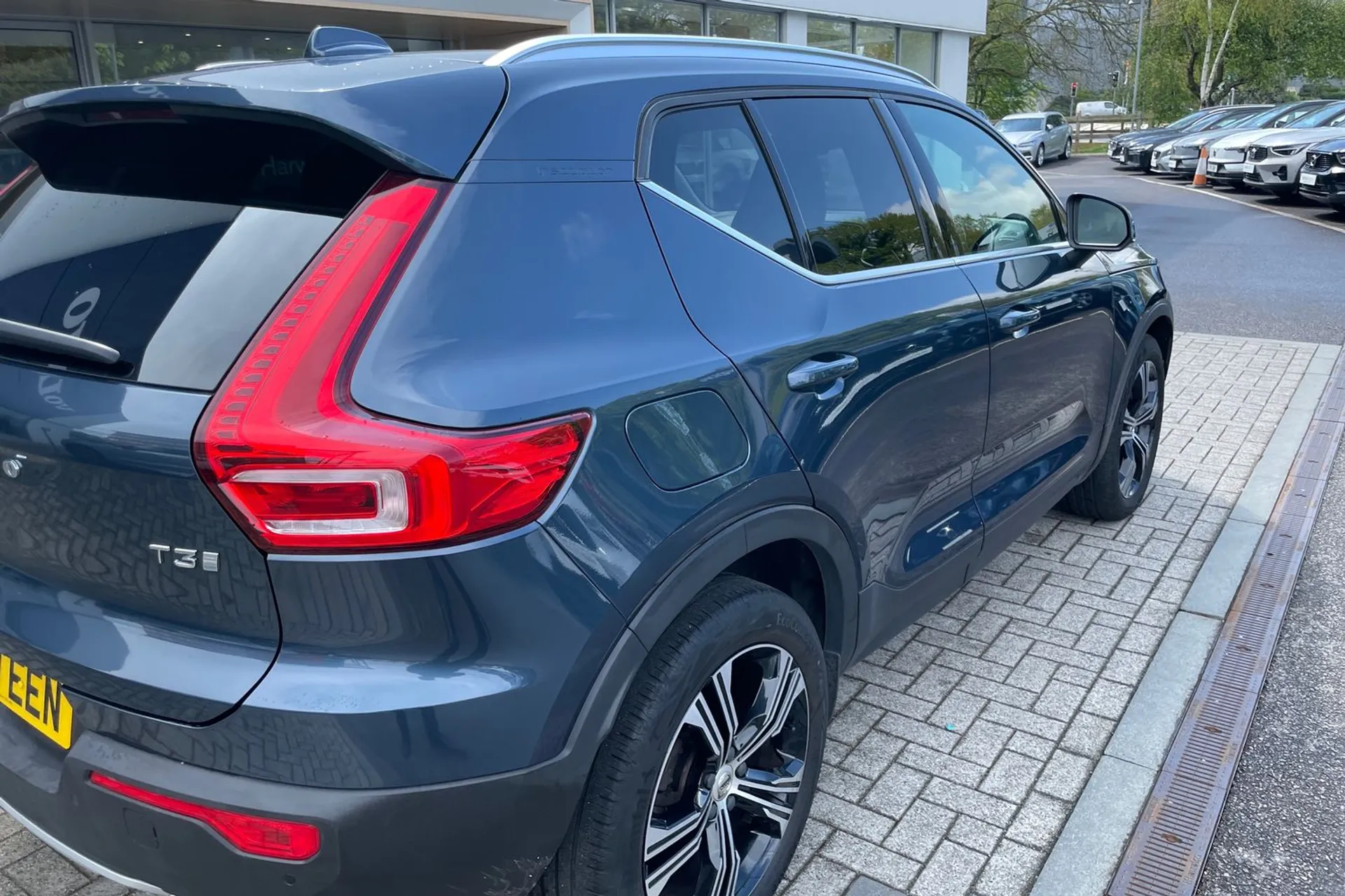 Volvo XC40 thumbnail image number 14