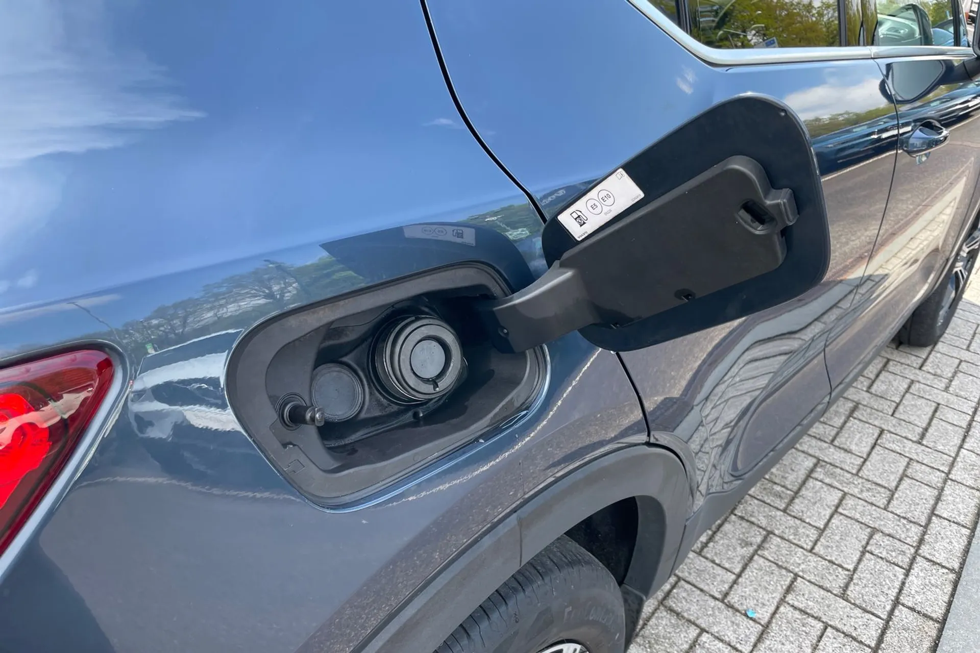 Volvo XC40 thumbnail image number 18