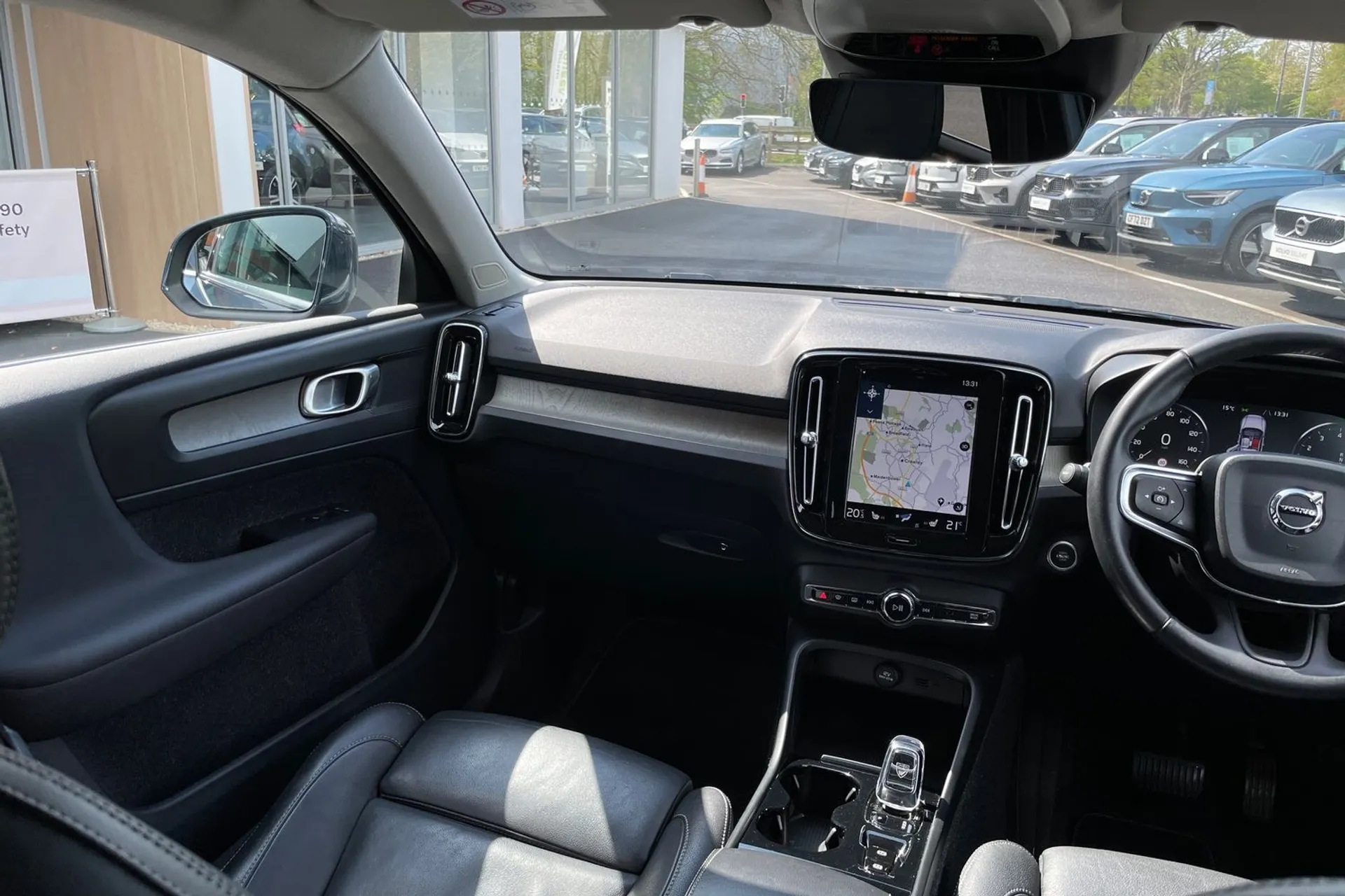 Volvo XC40 thumbnail image number 31